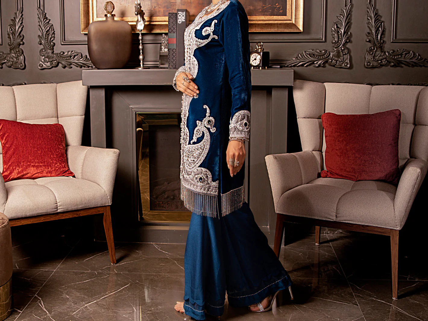 Royal Blue Velvet 2 Piece Formal Stitched - AL-2PS-LS-339 - Image 2
