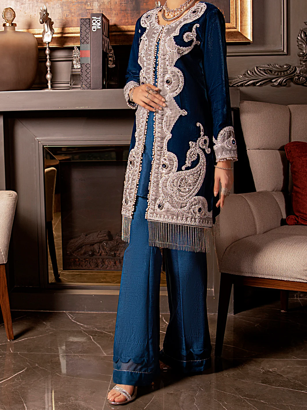 Royal Blue Velvet 2 Piece Formal Stitched - AL-2PS-LS-339 - Image 4