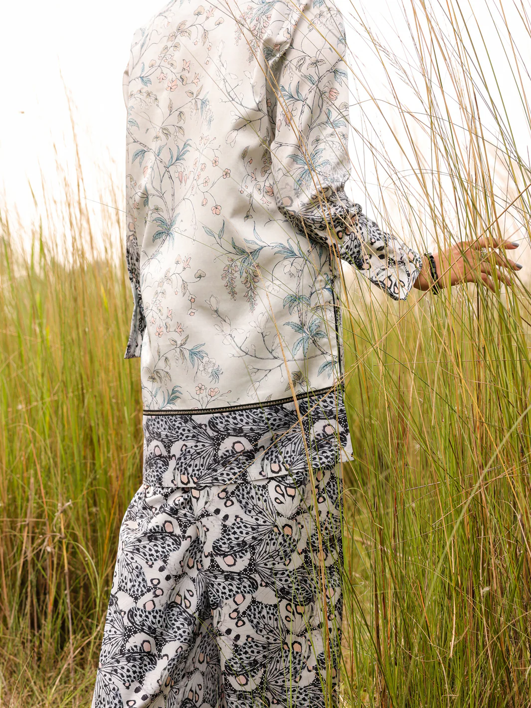 Grey Silk 3 Piece Formal Stitched - AL-3PS-LS-382 - Image 2