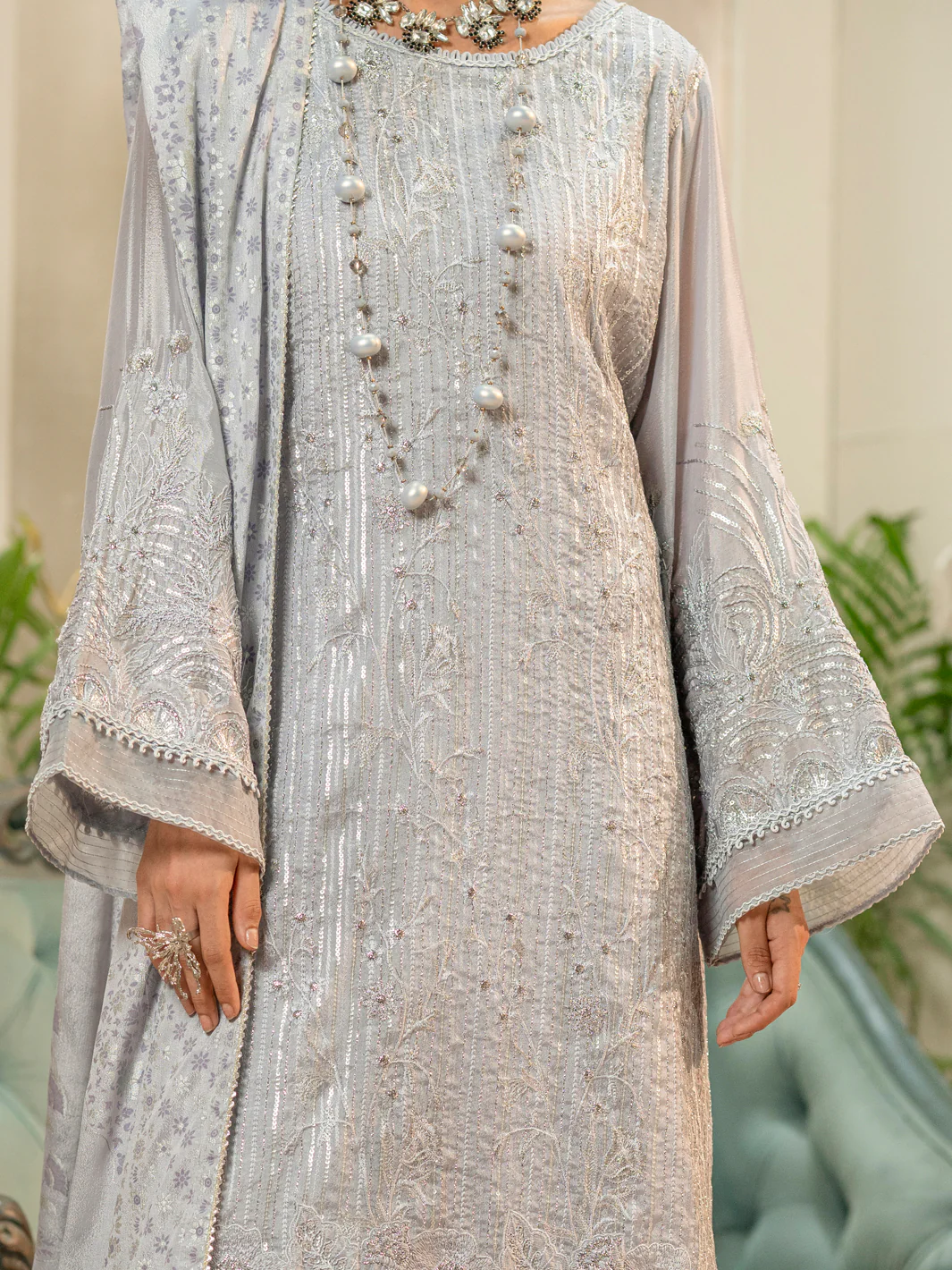 Grey Chiffon 3 Piece Formal Stitched - AL-3PS-LS-425 - Image 4