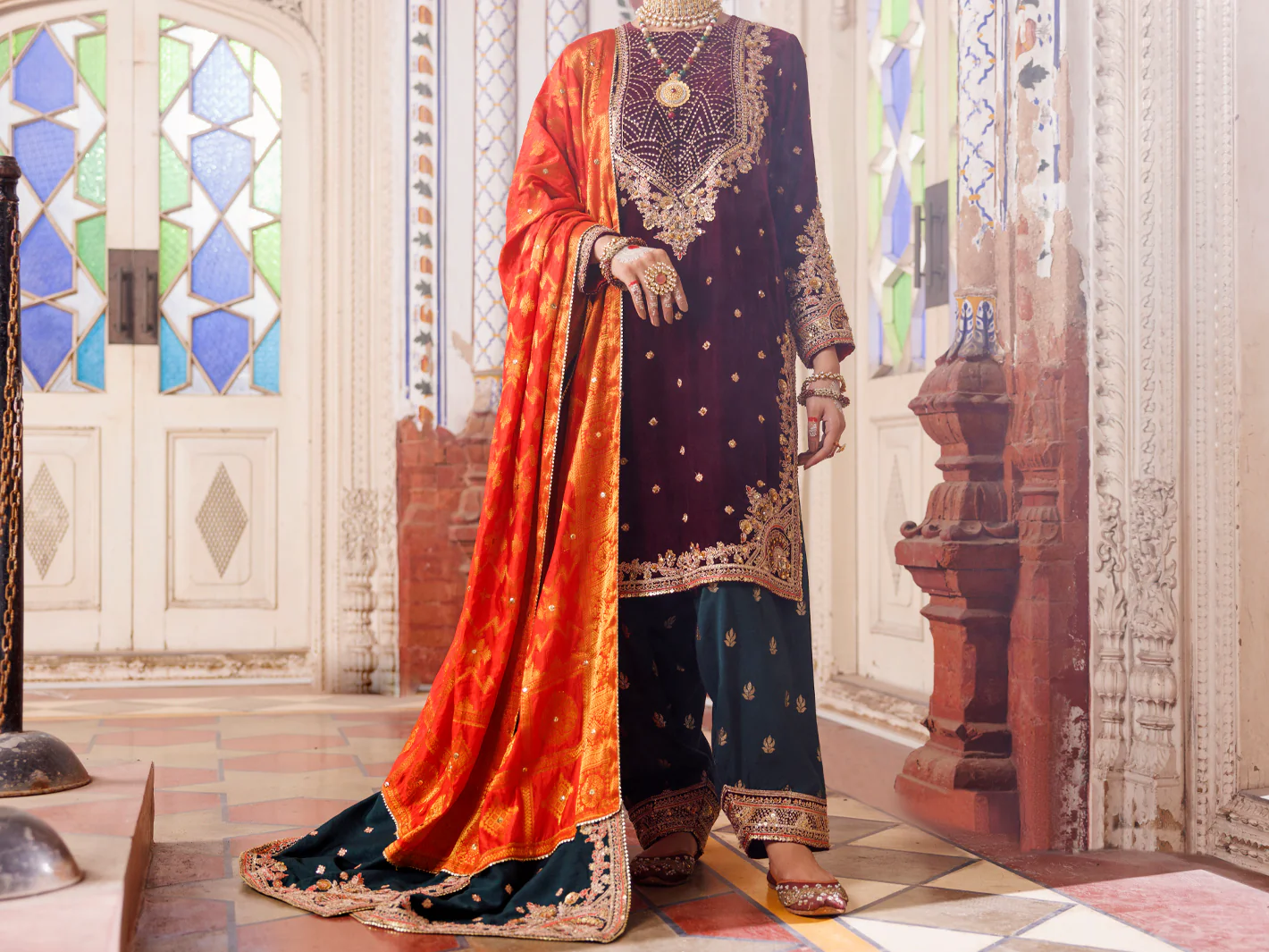 Maroon Velvet Formal 3Pc Stitched - AL-3PS-LS-493 - Image 5