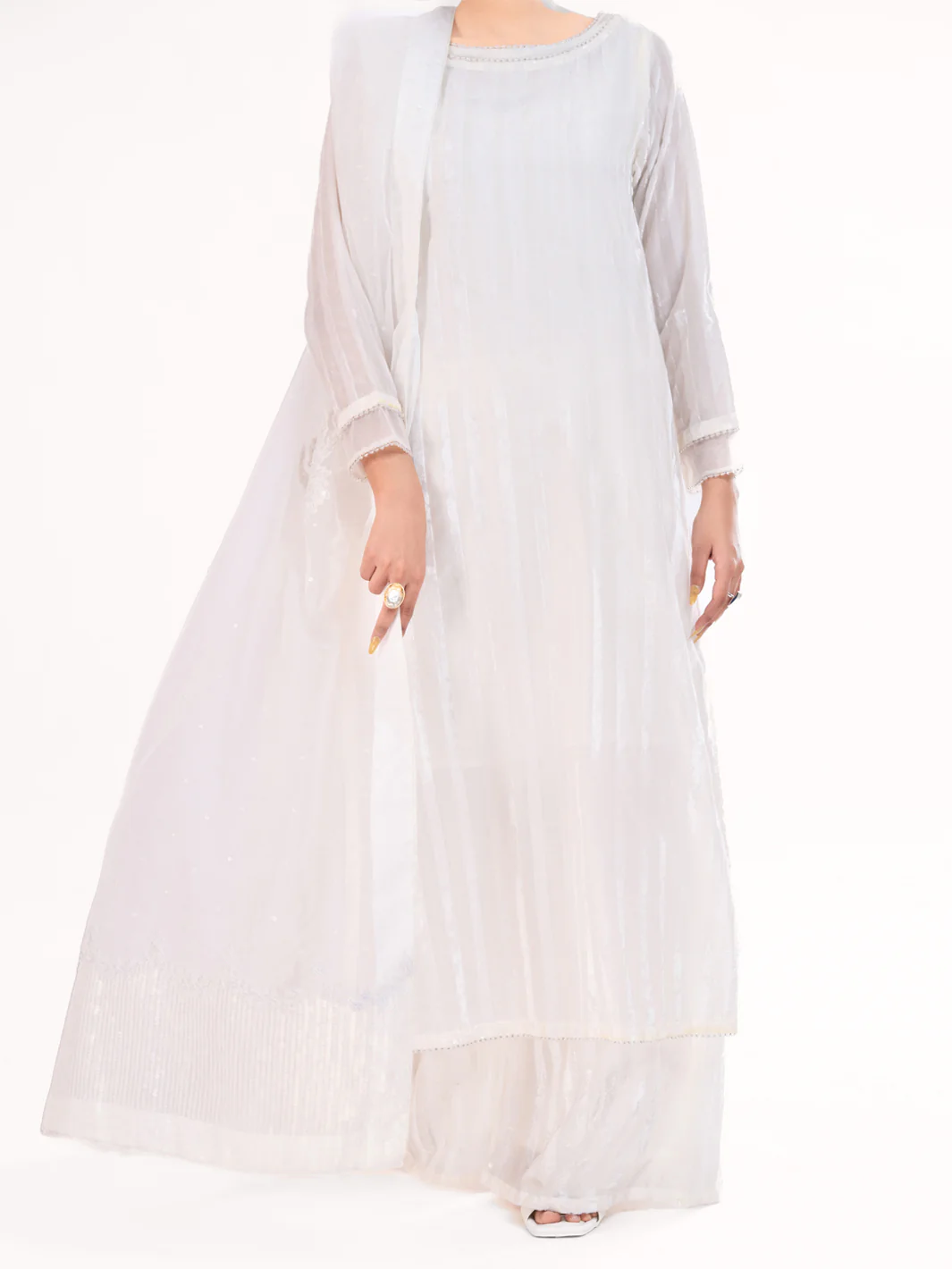 White Palachi Velvet Formal 3Pc Stitched - AL-3PS-LS-563 - Image 6