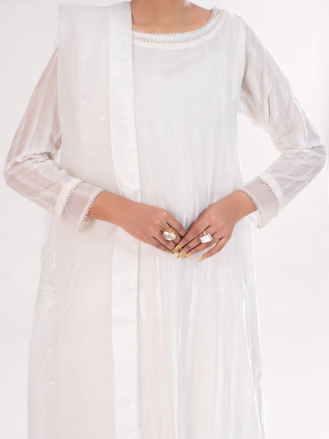 White Palachi Velvet Formal 3Pc Stitched - AL-3PS-LS-563 - Image 8