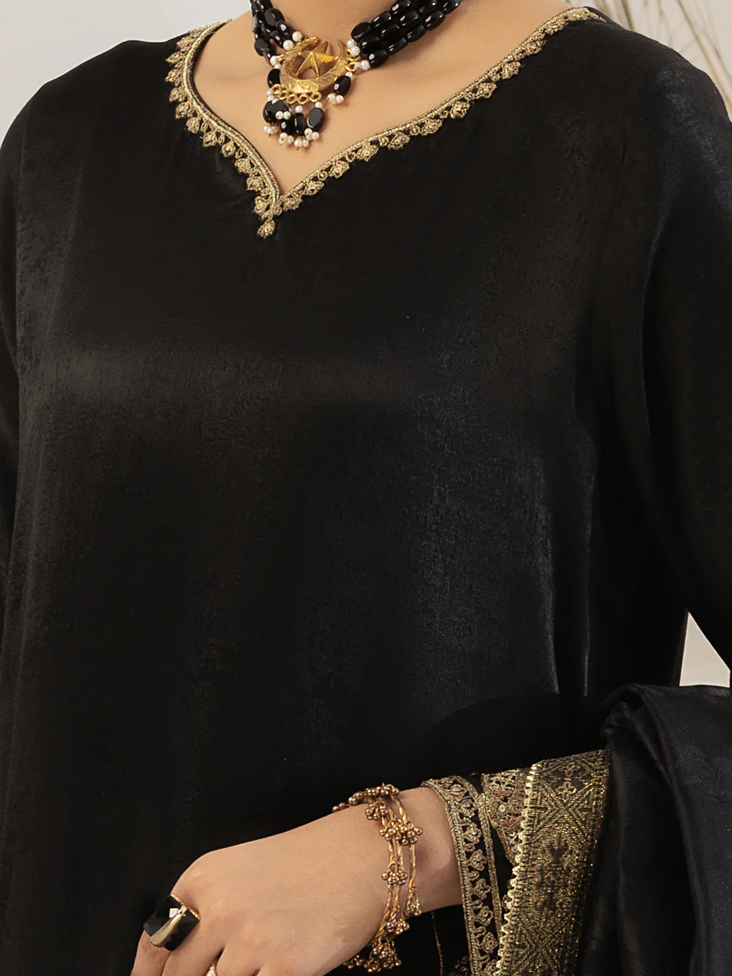 Bridal Dress - AL-BRD-040 - Image 3