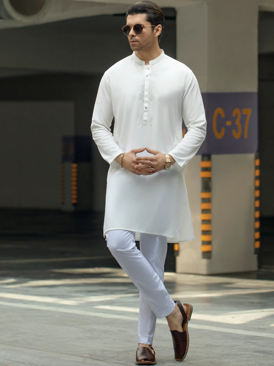 Off White Kurta - AL-K-1104