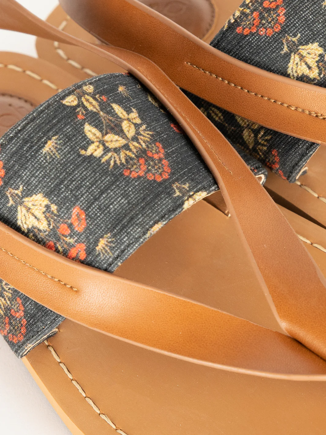 Black Women Footwear - AL-LFW-005 - Image 2