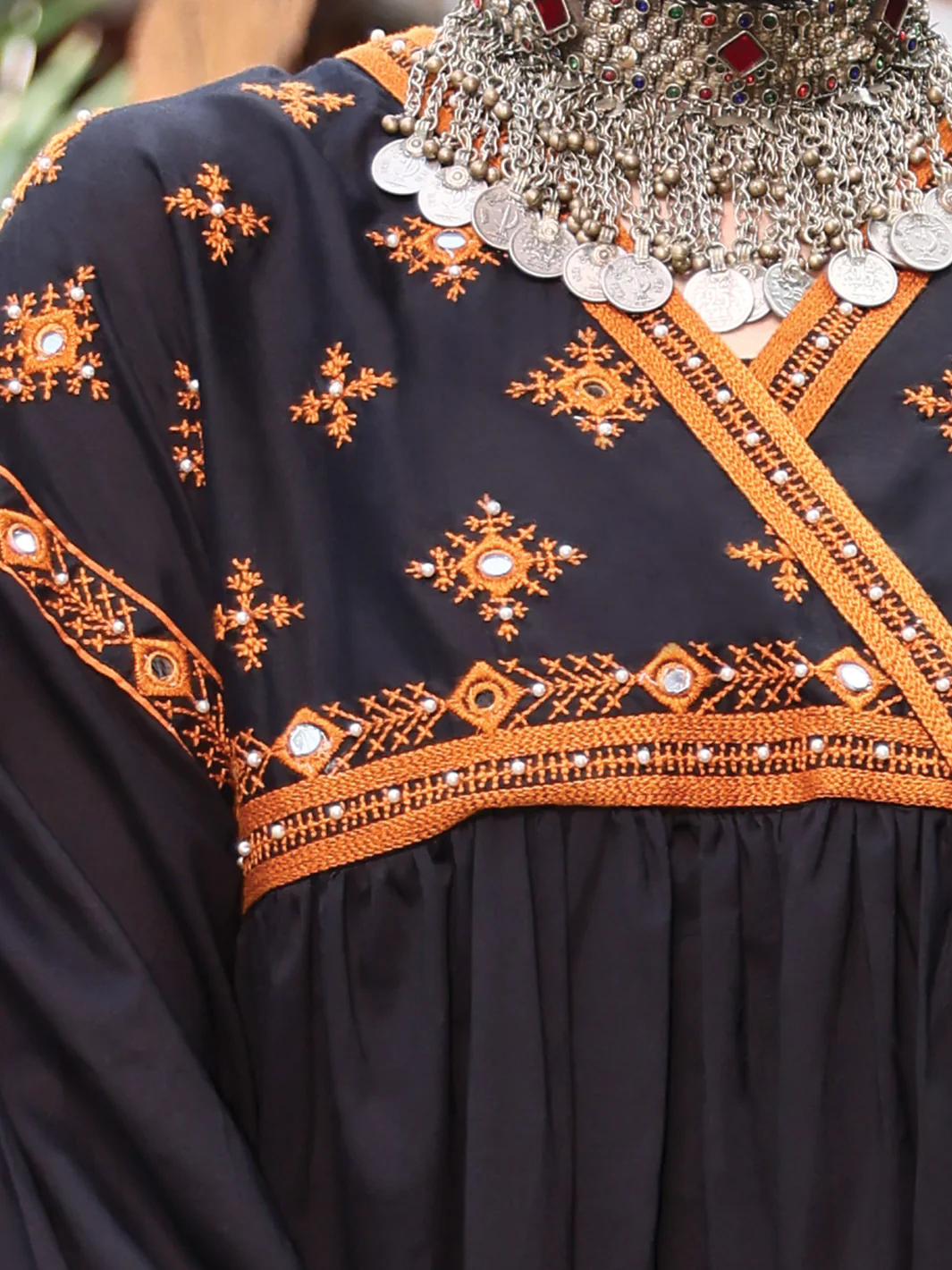 Black Lawn Tunic - AL-LK-772 - Image 2