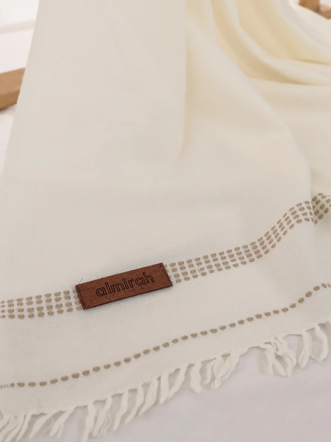 White Woolen Shawl For Men - AL-SH-008 - Image 2