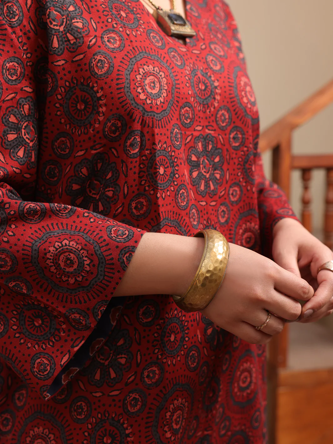 Maroon Linen 2 Piece Stitched - ALCR-2PS-LKS-1062 - Image 4