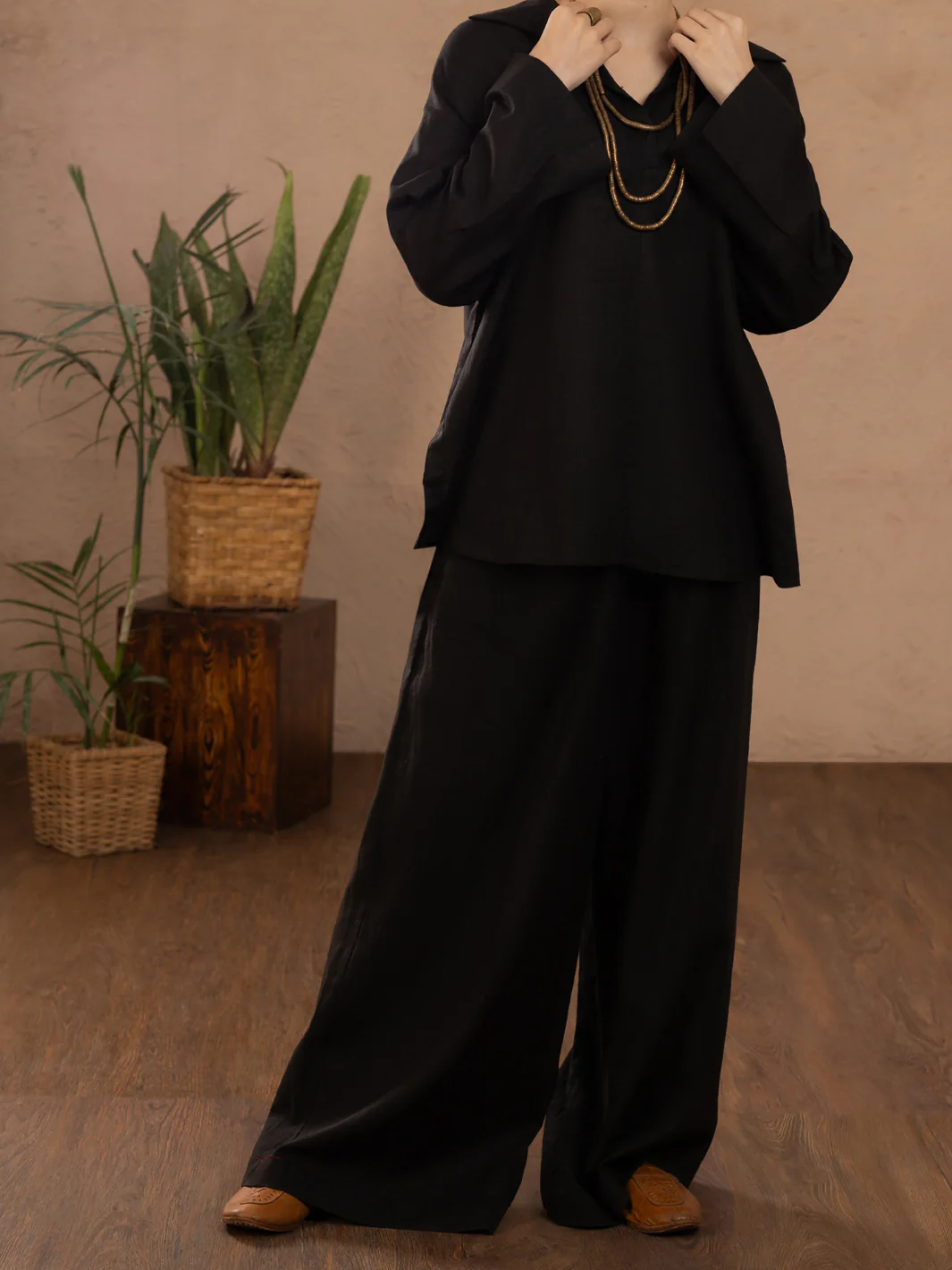 Black Linen 2Pc Stitched - ALCR-2PS-LKS-1107 - Image 4