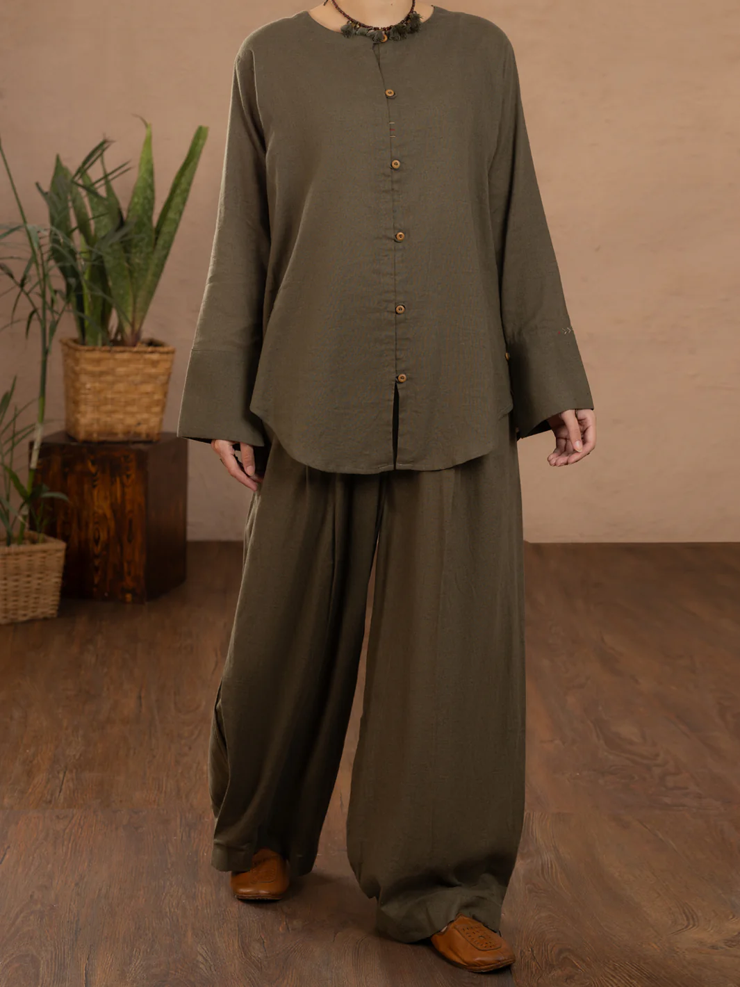 Green Linen 2Pc Stitched - ALCR-2PS-LKS-1112 - Image 3