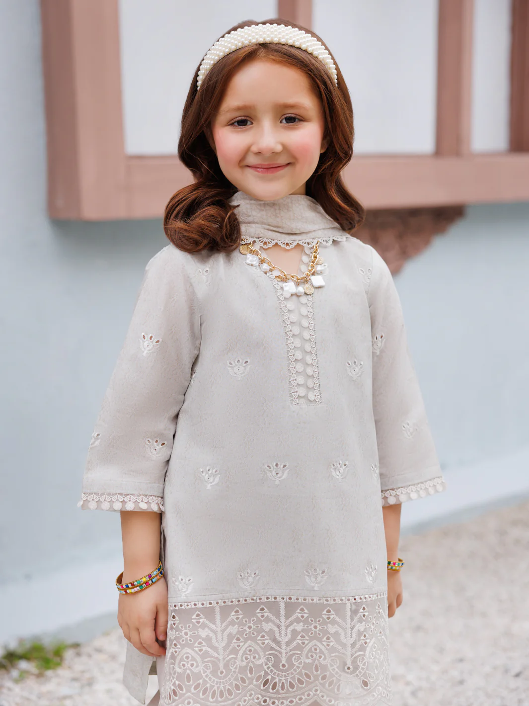 Light Grey Lawn Formal 3Pc Stitched - ALGR-3PS-LS-035 - Image 2