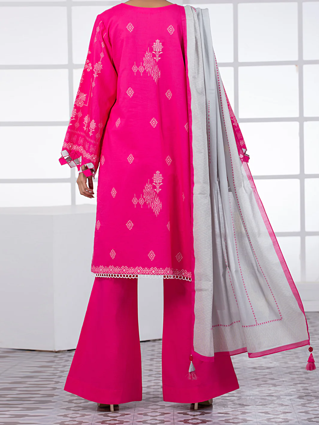 Fuchsia Lawn 2 Piece Unstitched - ALP-2PS-1446A - Image 2
