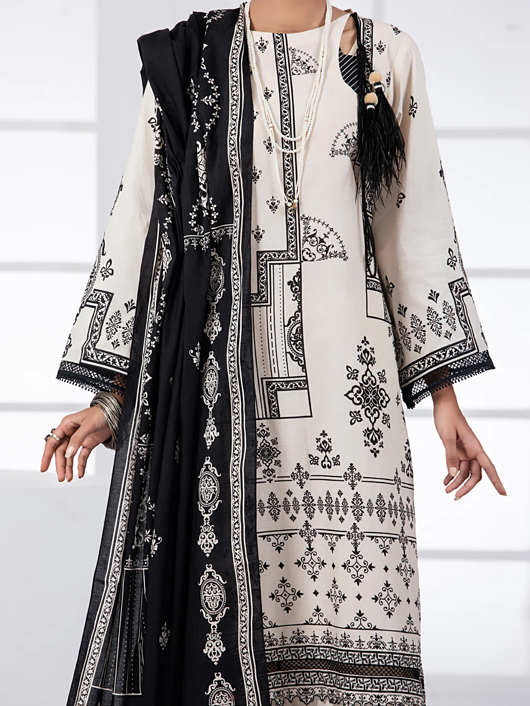 Black & White 2 Piece Unstitched - ALP-2PS-1450A - Image 5