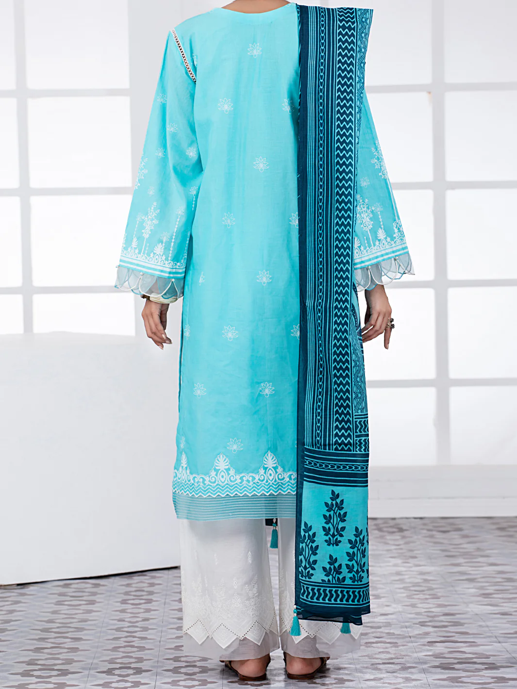 Ferozi Lawn 2 Piece Unstitched - ALP-2PS-1451A - Image 5