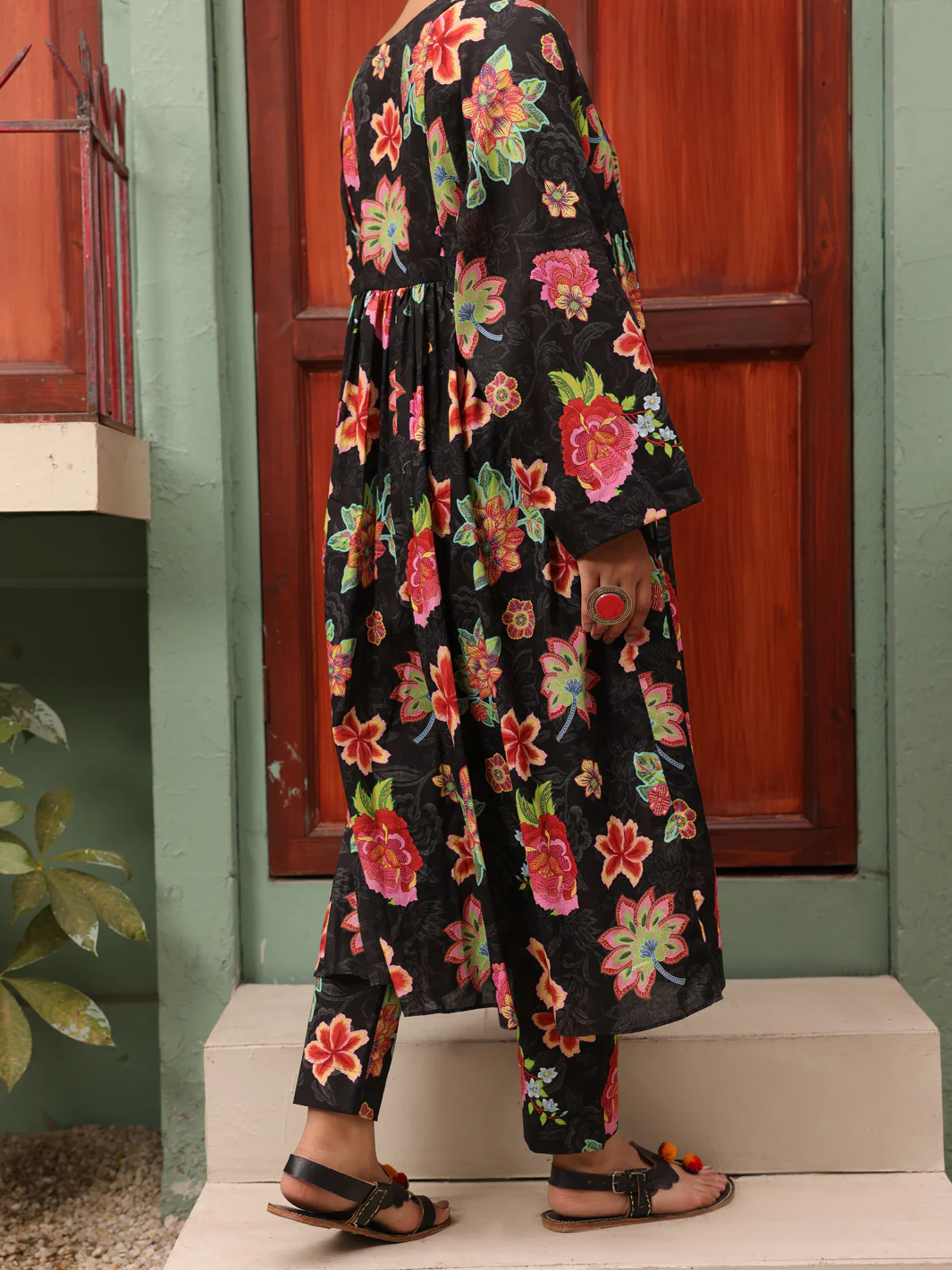 Black Lawn 2 Piece Unstitched - ALP-2PS-1685 - Image 3