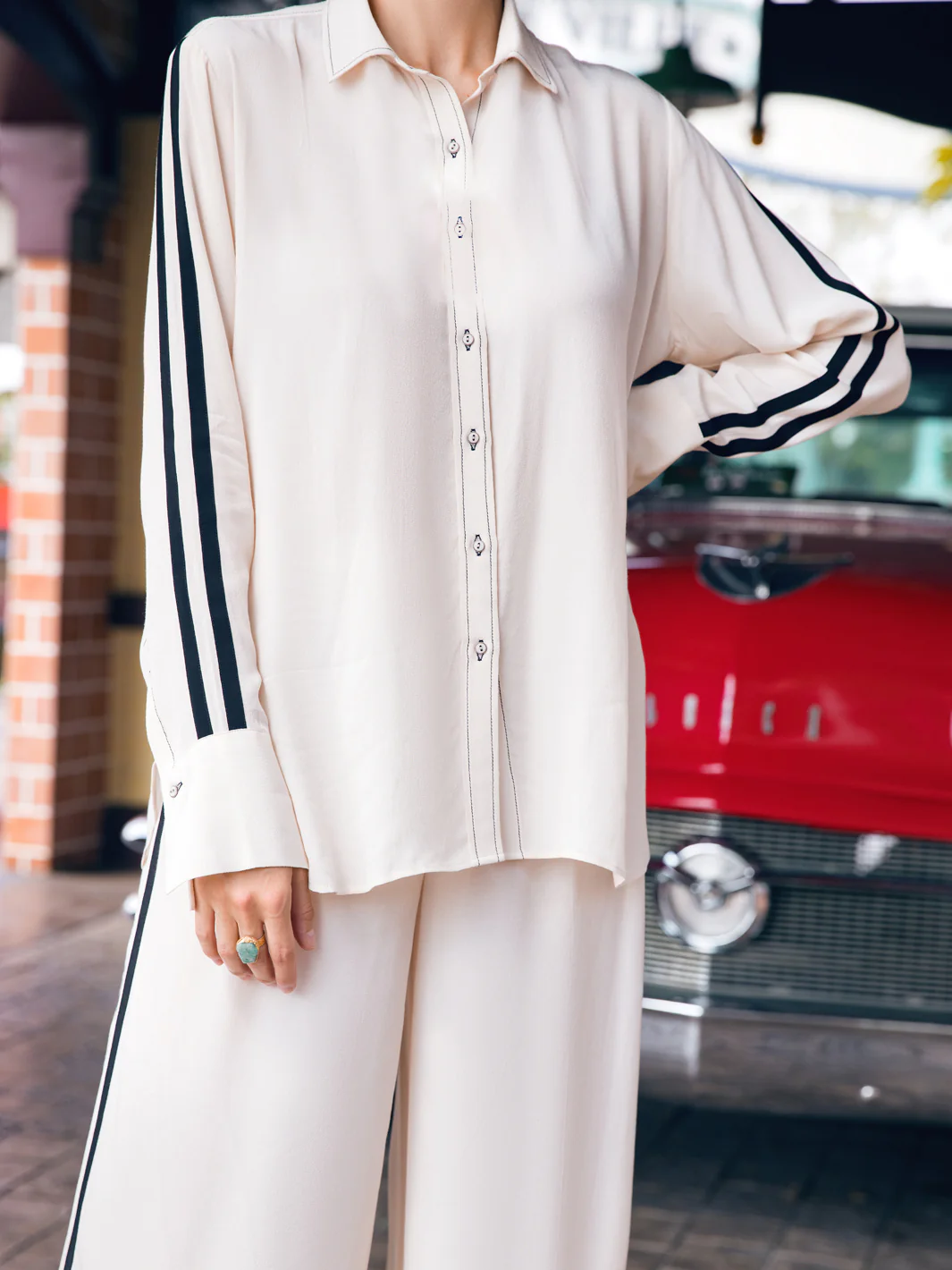 Off White 2 Piece Stitched - ALP-2PS-LKS-1333 - Image 2