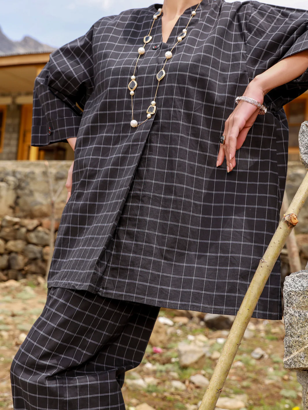 Black Cotton 2 Piece Stitched - ALP-2PS-LKS-1466 - Image 4
