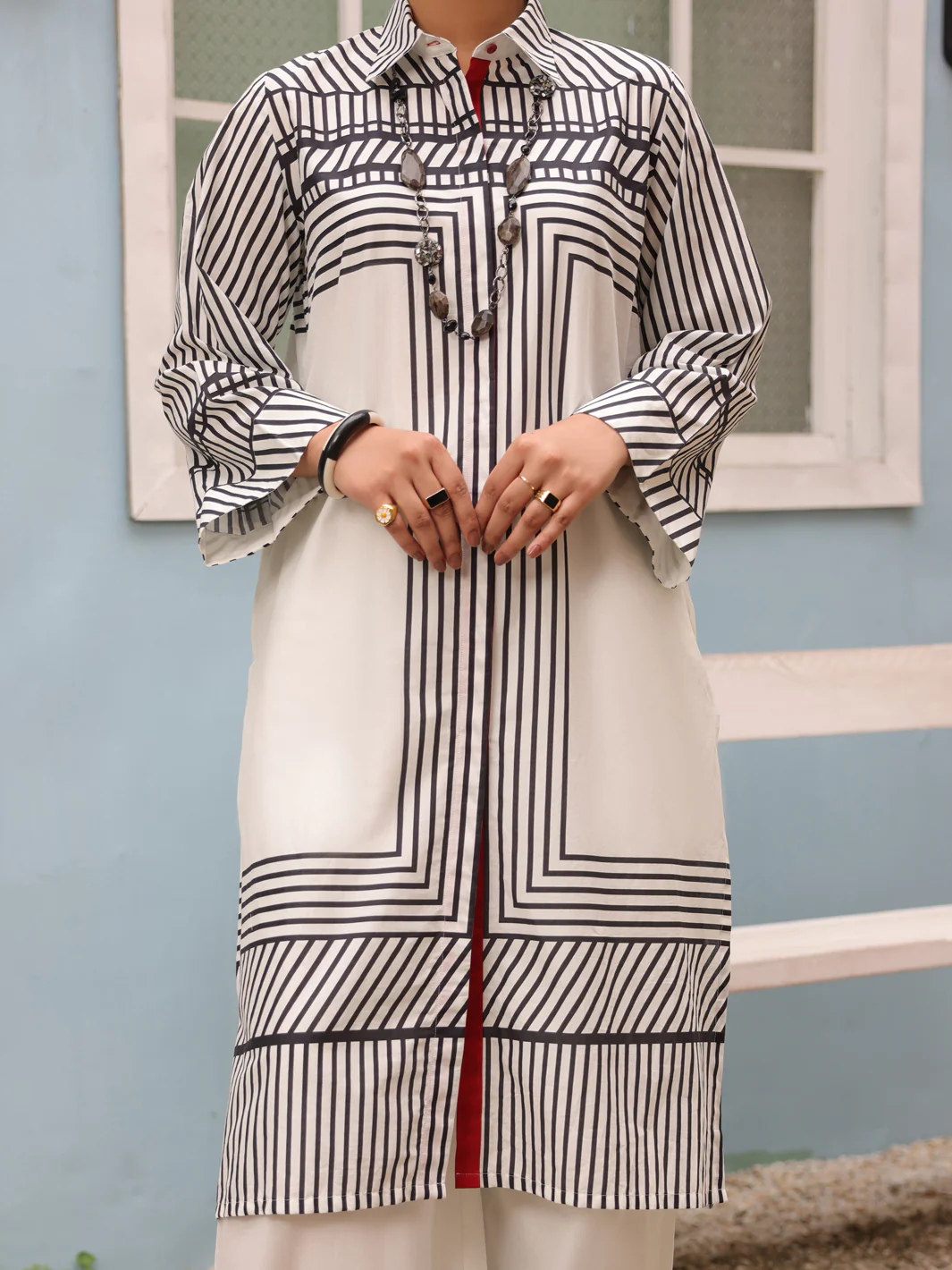Black & White Cambric 2 Piece Stitched - ALP-2PS-LKS-1692 - Image 4