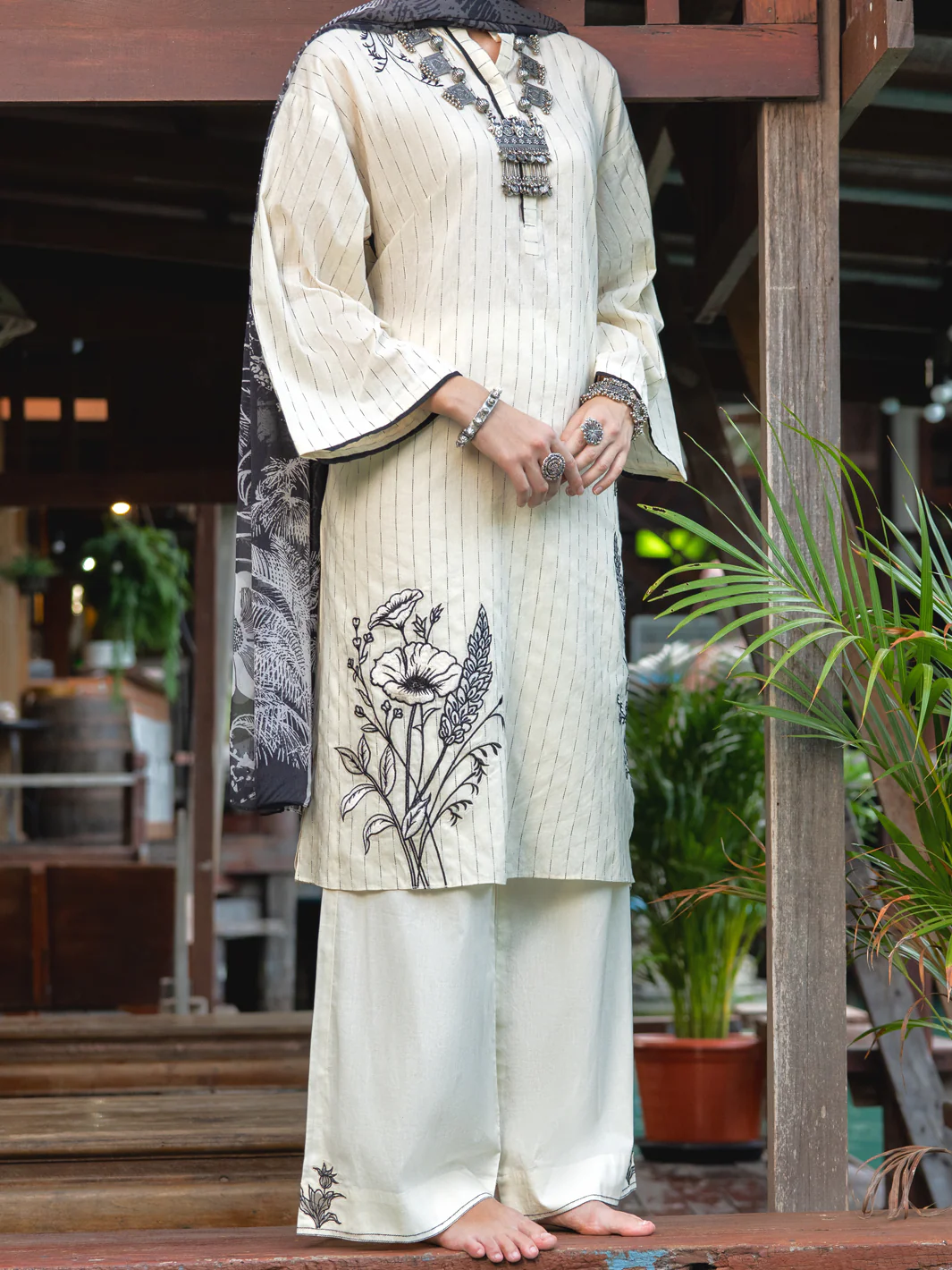Off White Dobby 2Pc Stitched - ALP-2PS-LKS-1832
