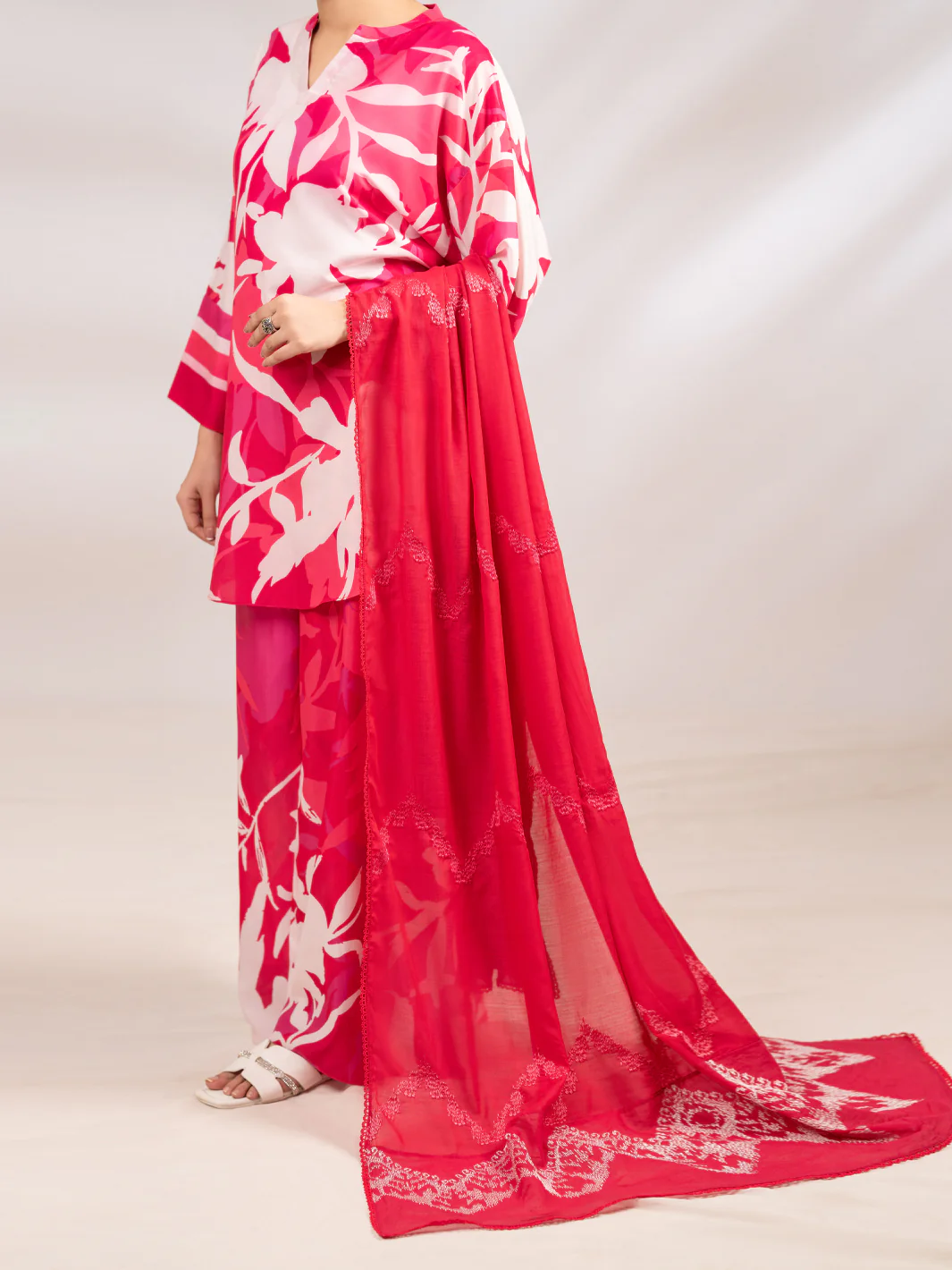 Pink Silk Lawn 2Pc Stitched - ALP-2PS-LKS-2340 - Image 4