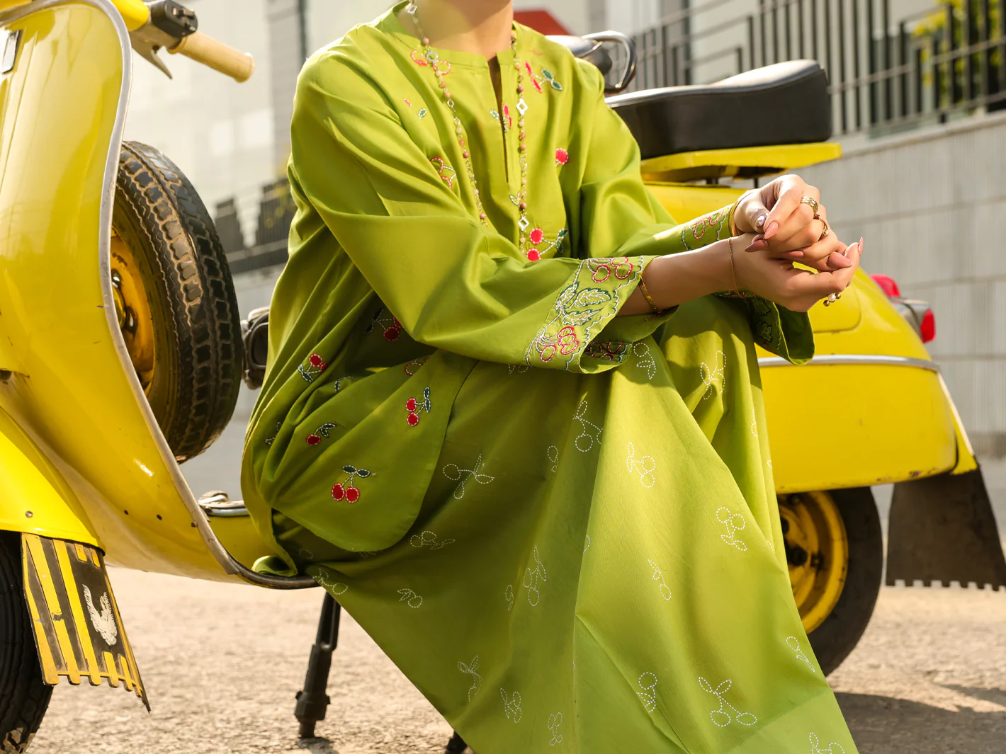 Green Lawn Co-Ord Set - ALP-2PS-LKS-2540 - Image 3