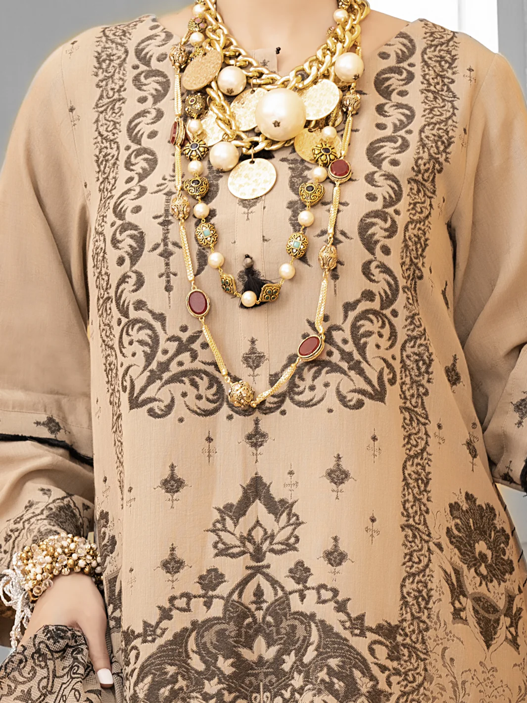 Beige Jacquard 3 Piece Stitched - ALP-1029 - Image 3