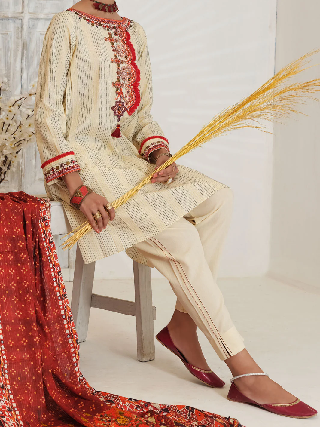 Off White Yarn Dyed Jacquard 3 Piece Stitched - ALP-3PS-1053/S