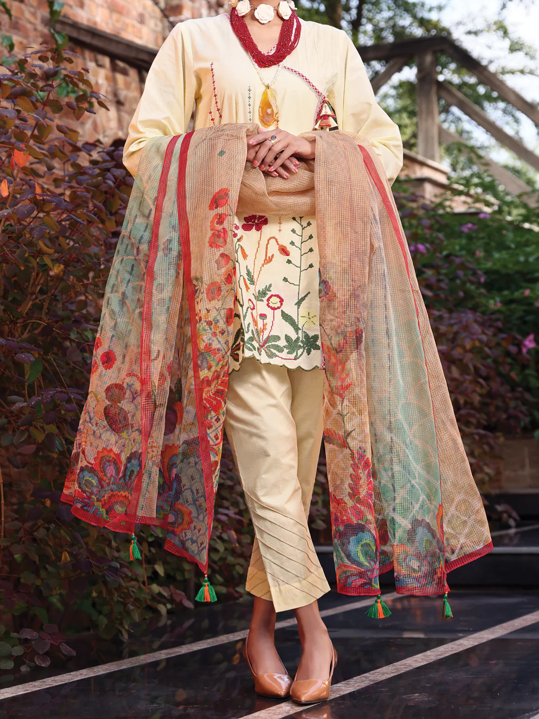 Cream Lawn 3 Piece Unstitched - ALP-3PS-1062
