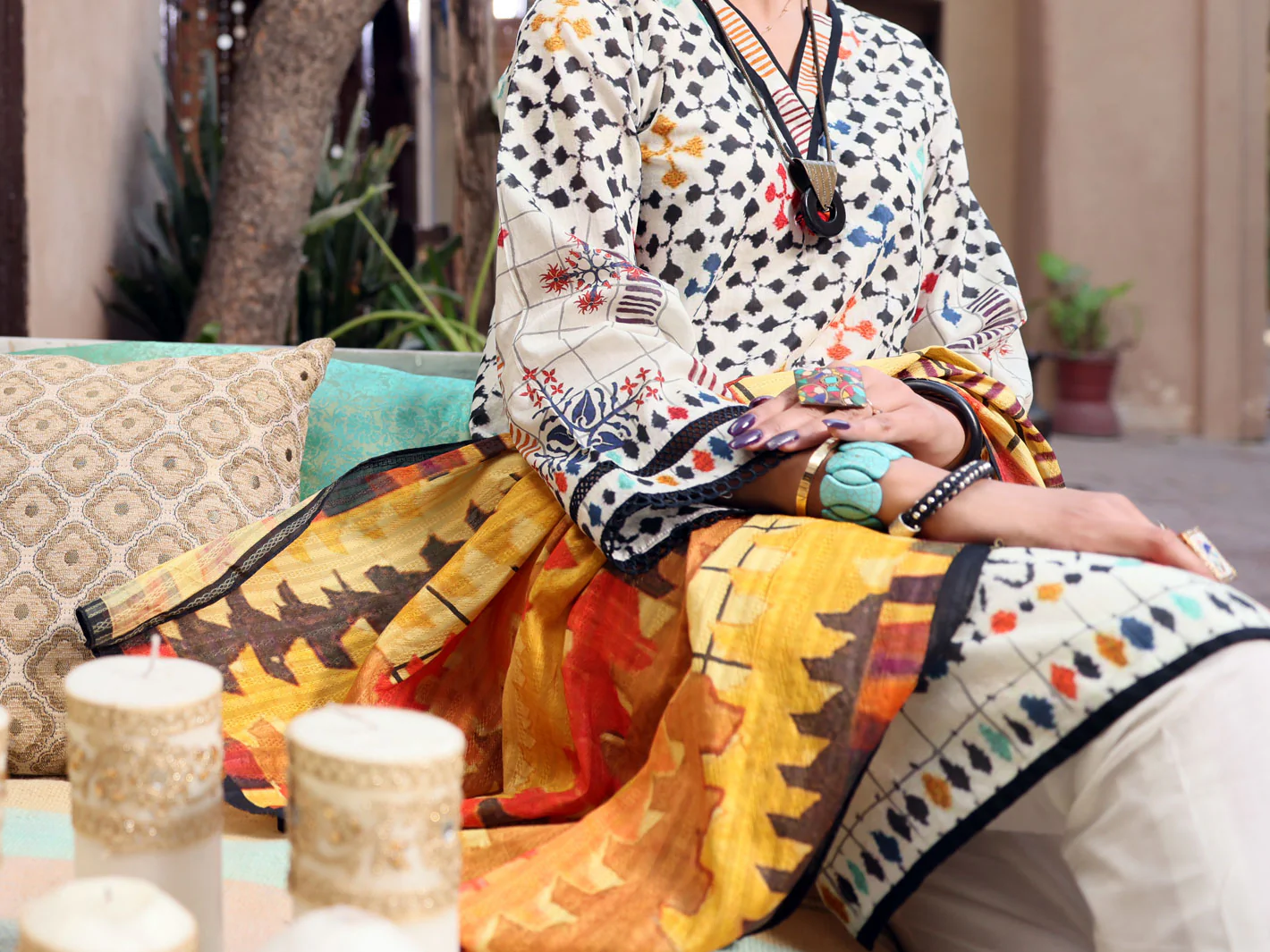 Ivory Lawn 3 Piece Stitched - ALP-3PS-1083/S - Image 2