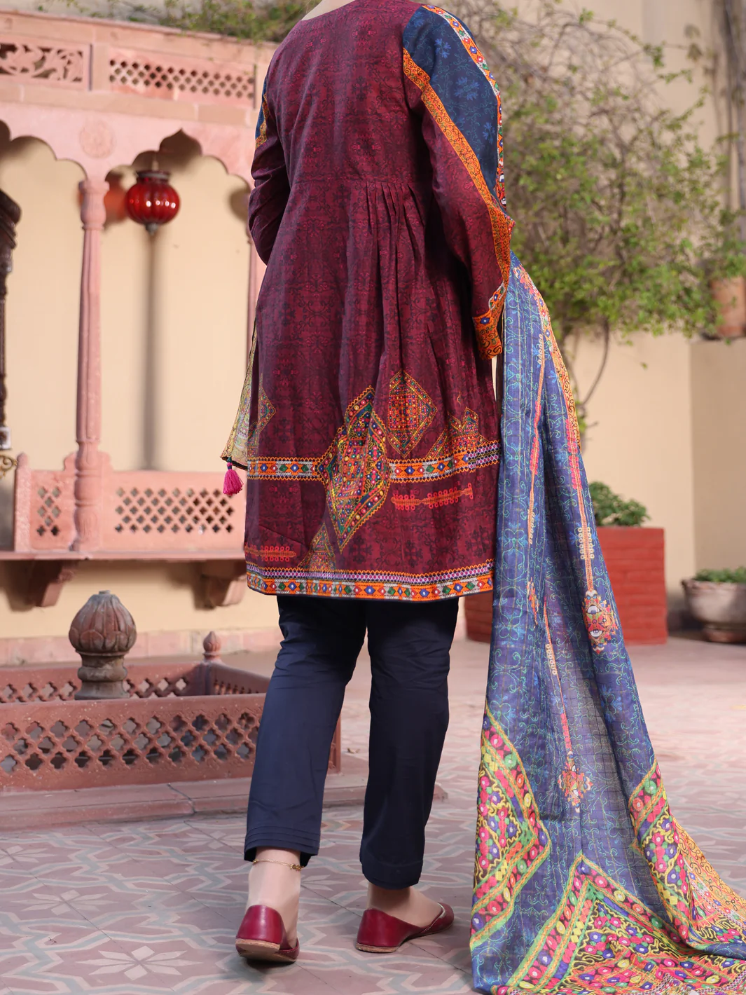 Maroon Lawn 3 Piece Stitched - ALP-3PS-1122 - Image 3