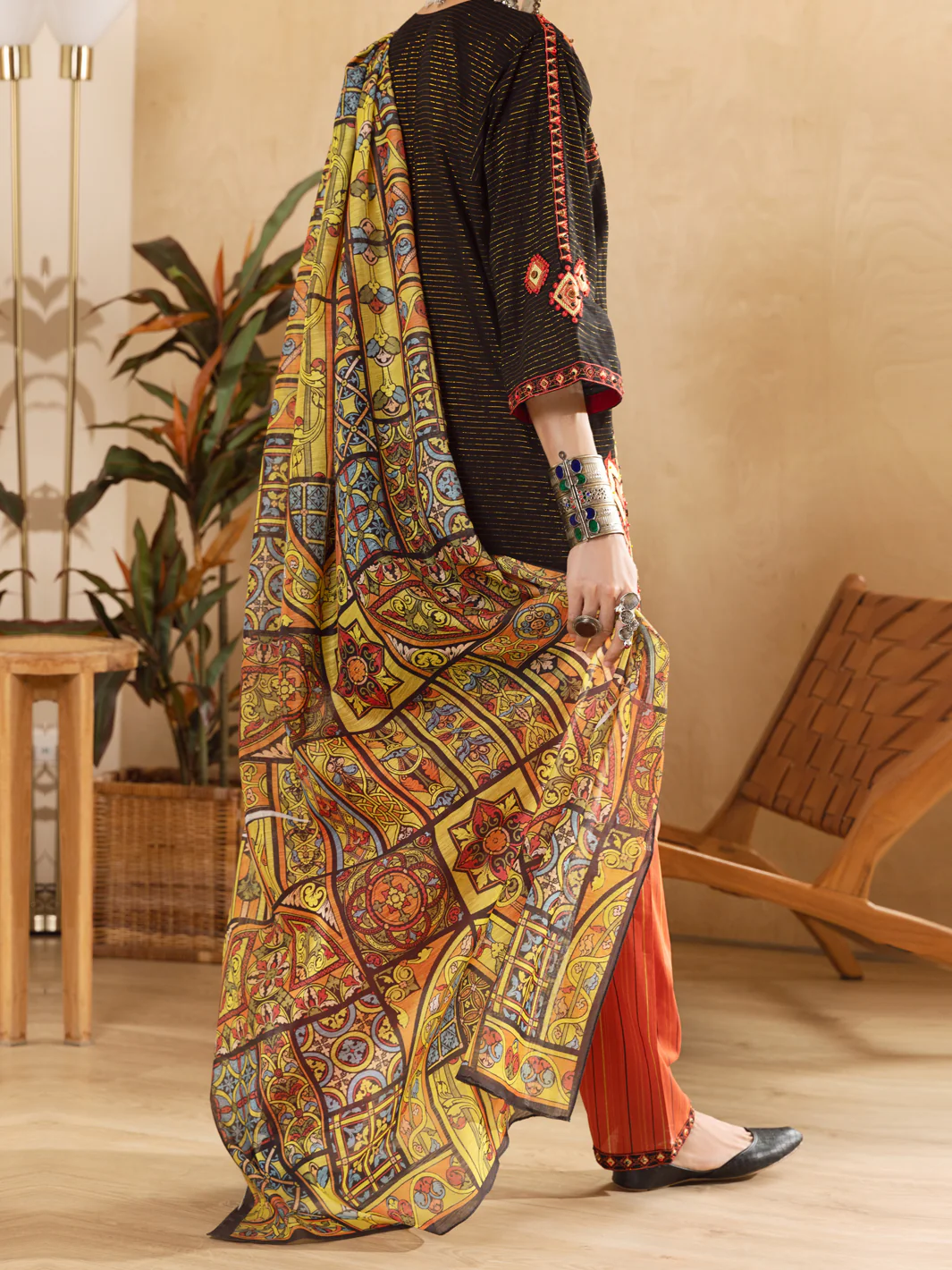 Black Lurex Jacquard 3 Piece Unstitched - ALP-3PS-1304 - Image 5