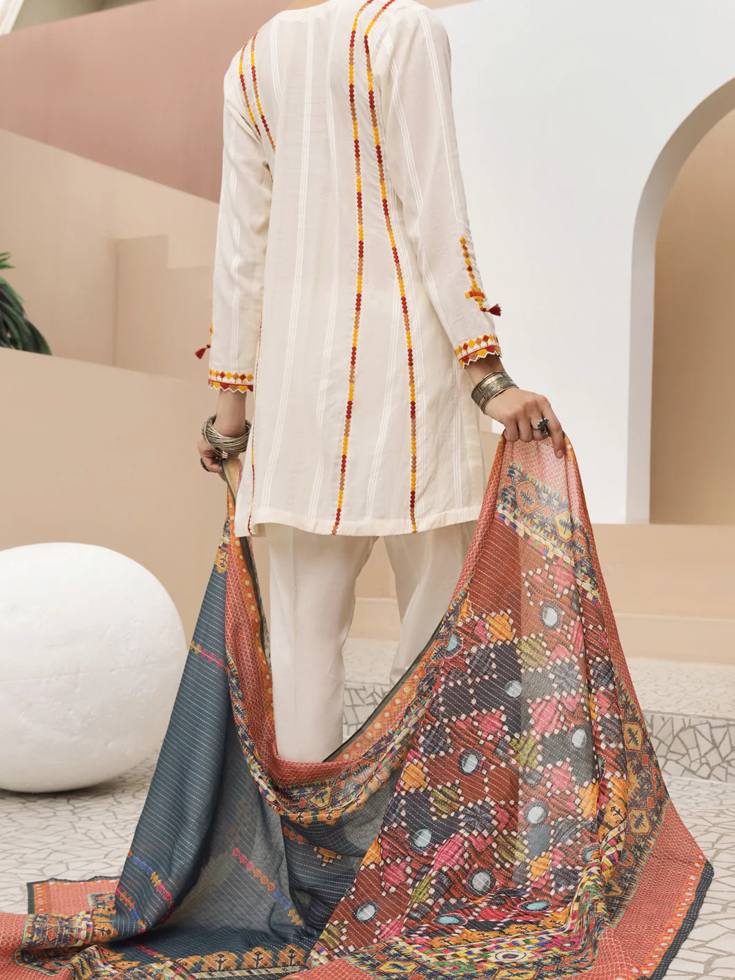 Off White Woolen 3 Piece Unstitched - ALP-3PS-1313 - Image 2