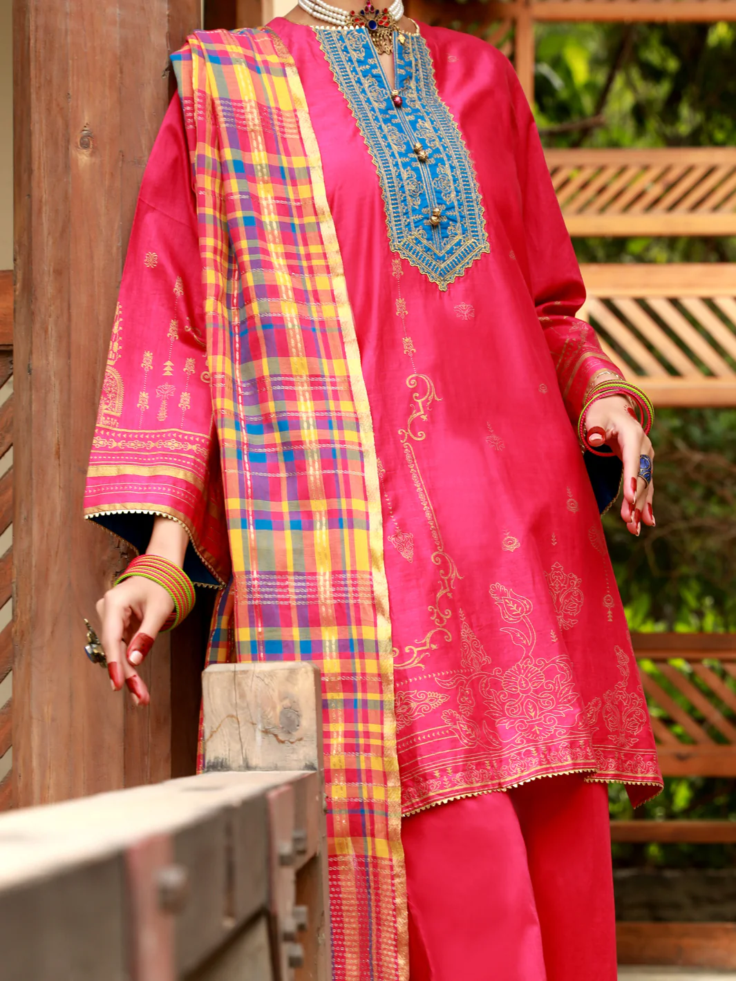 Fuchsia Lawn 3 Piece Unstitched - ALP-3PS-1383 - Image 3