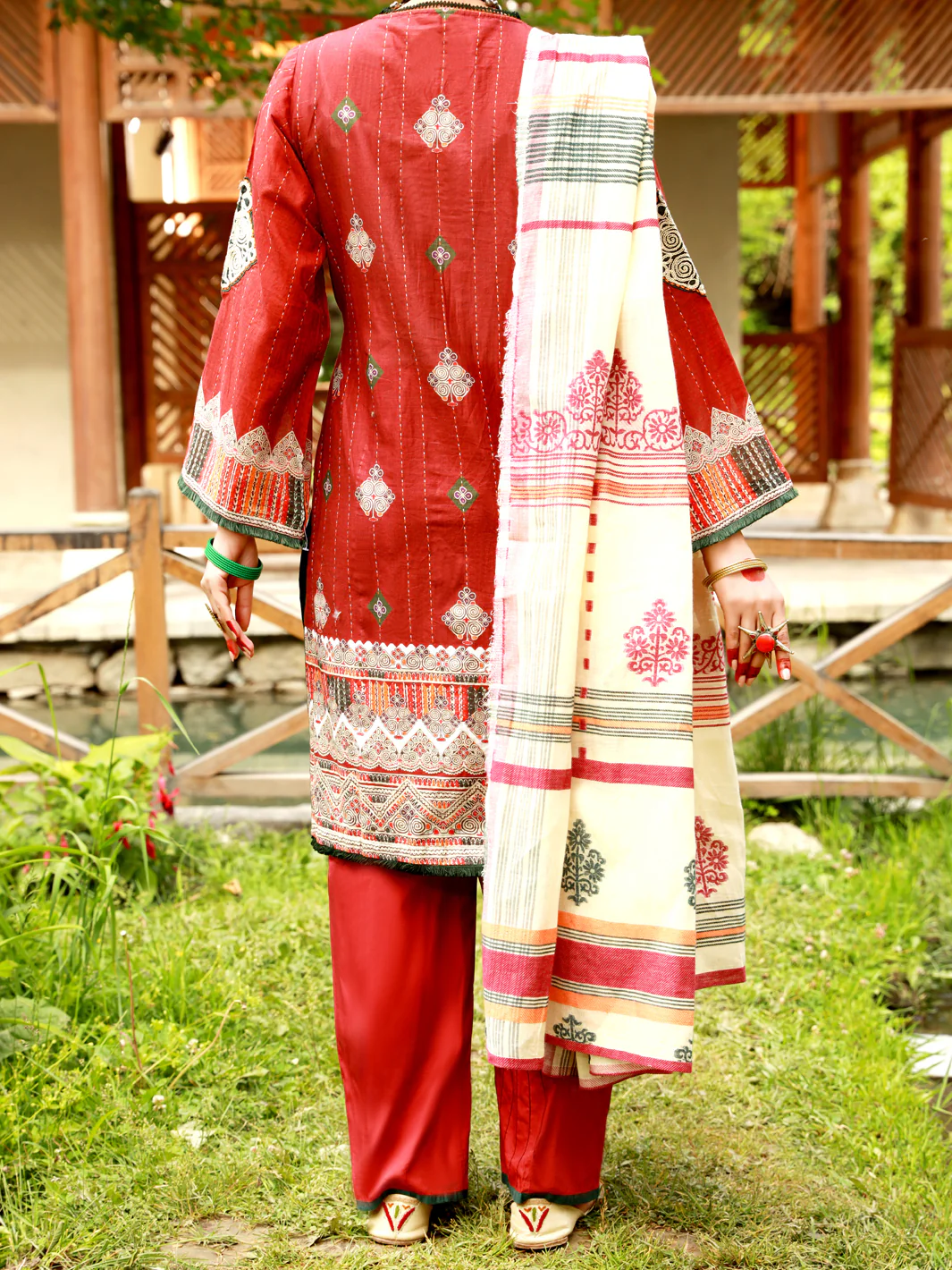 Maroon Lawn 3 Piece Unstitched - ALP-3PS-1388 - Image 2