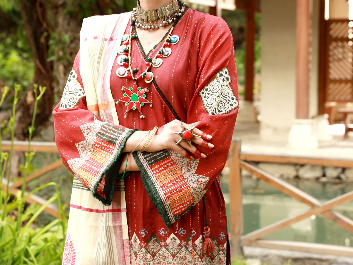 Maroon Lawn 3 Piece Unstitched - ALP-3PS-1388 - Image 4