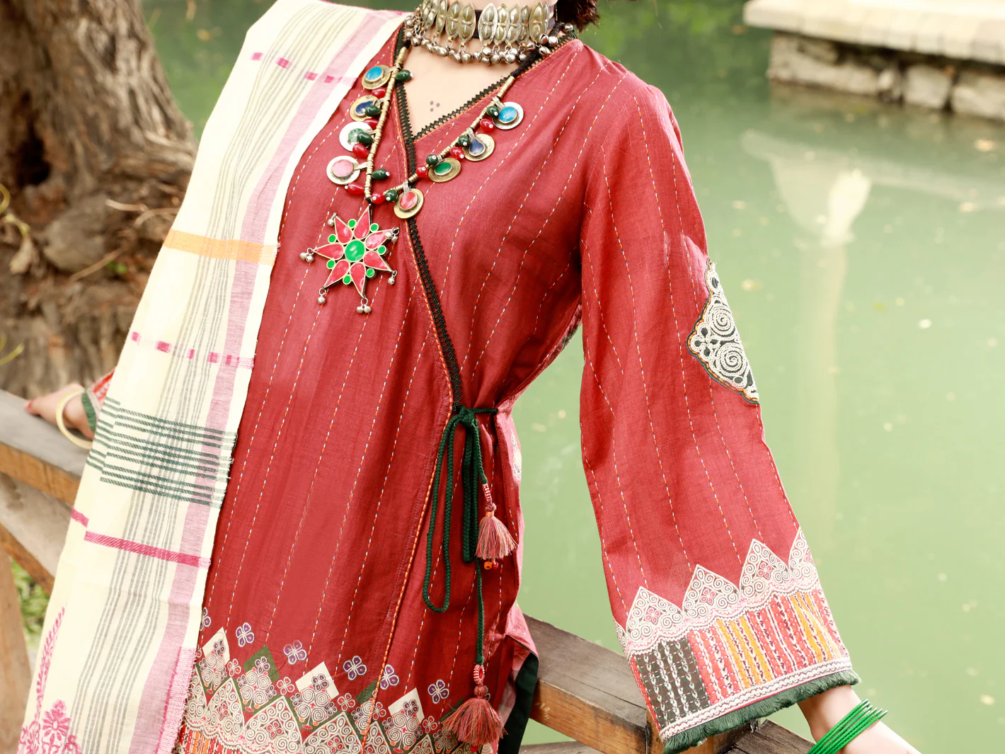 Maroon Lawn 3 Piece Stitched - ALP-3PS-1388 - Image 5
