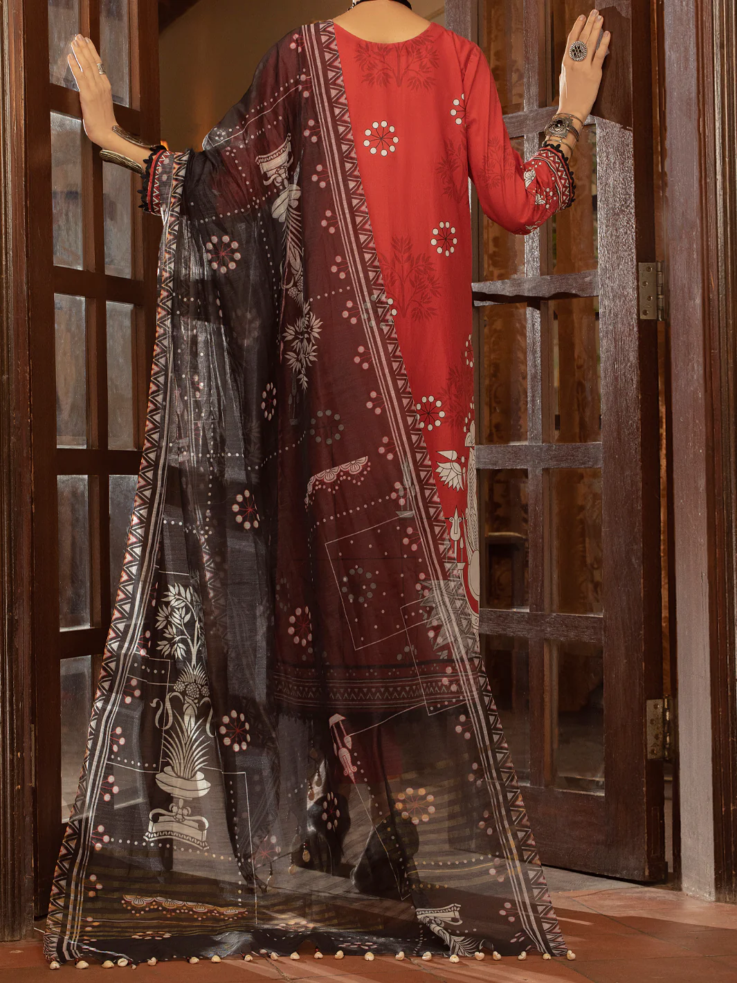 Red Cambric 3 Piece Unstitched - ALP-3PS-1426 - Image 2