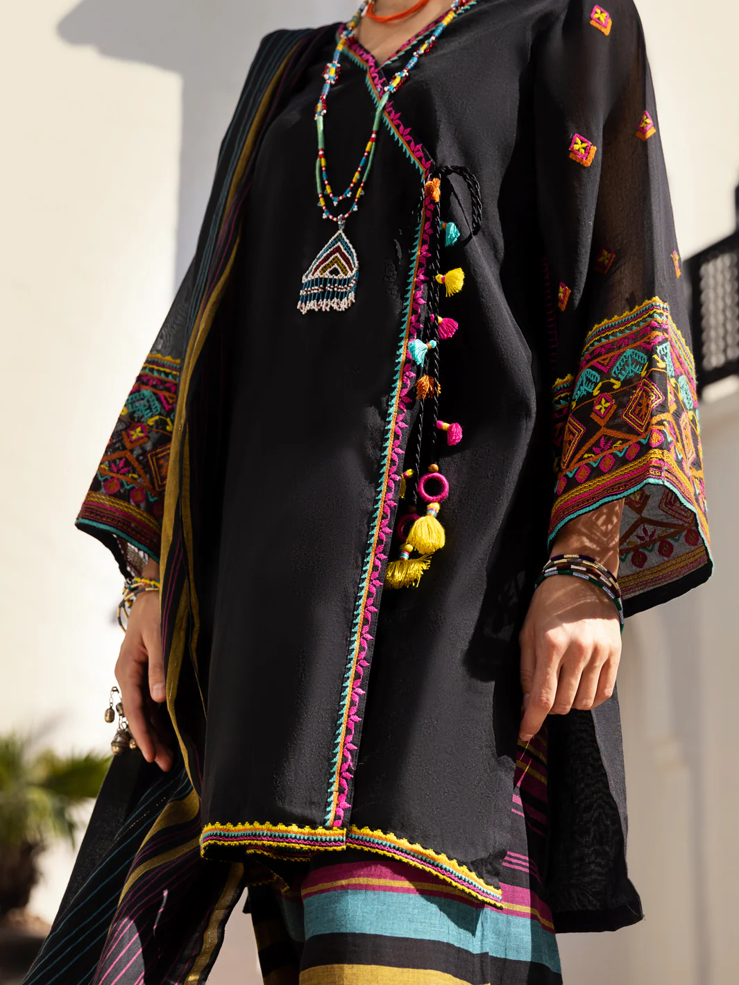 Black Cotton Yarn-Dyed 3 Piece Unstitched - ALP-3PS-1443 - Image 5