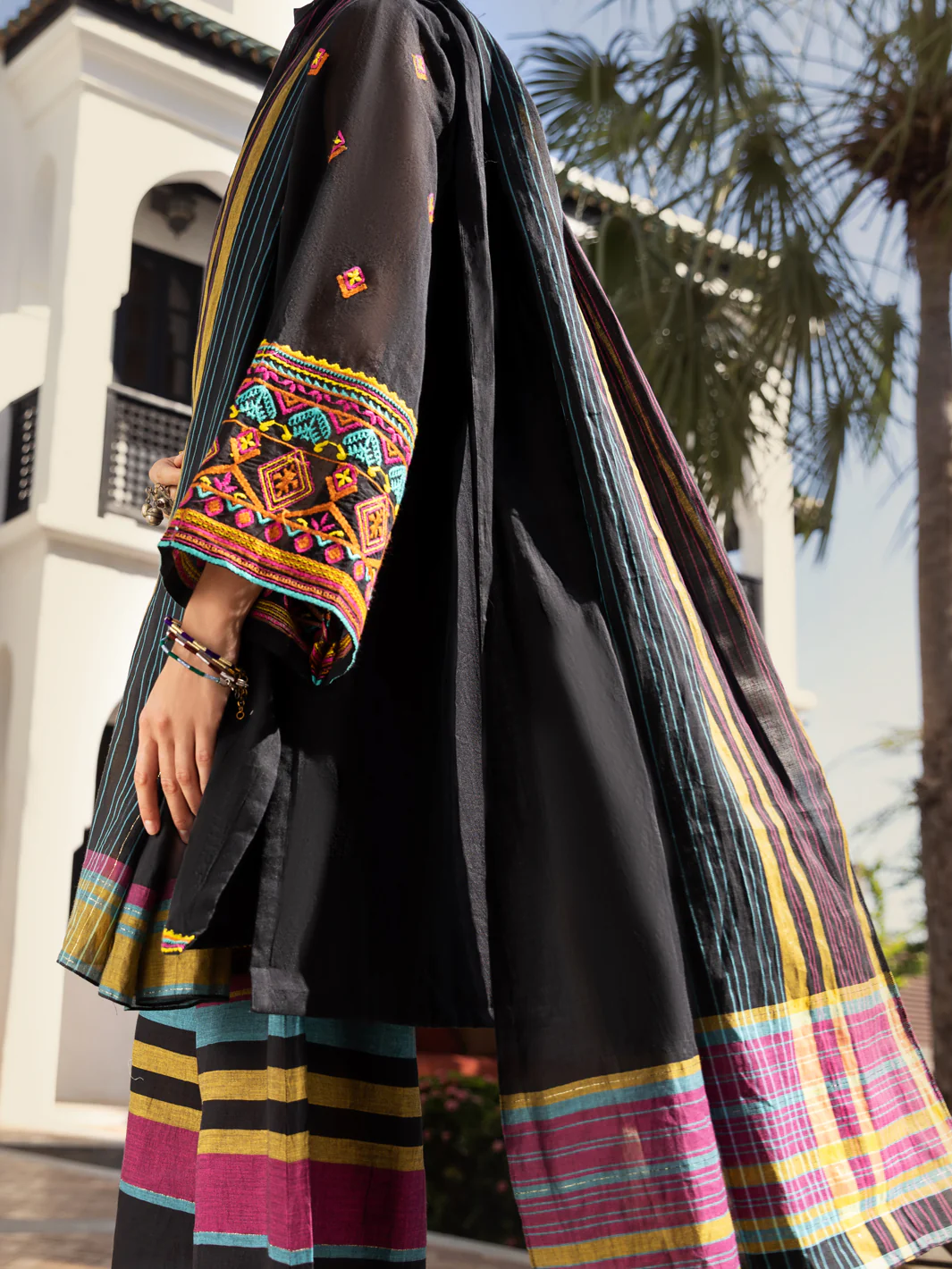 Black Yarn-Dyed 3 Piece Stitched - ALP-3PS-1443 - Image 2