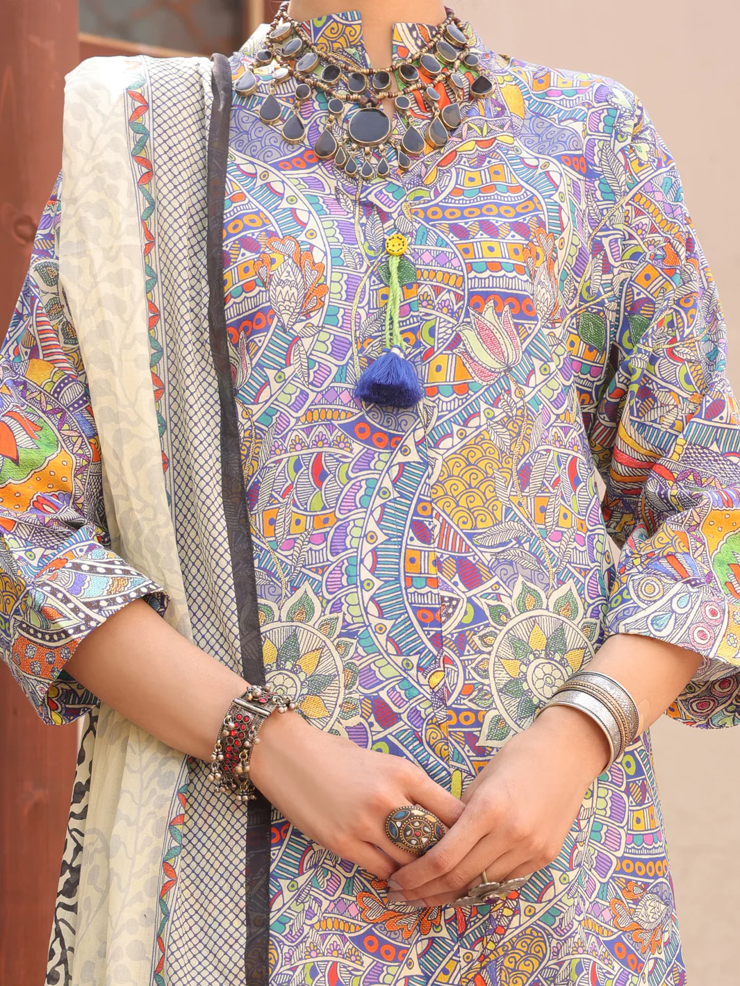 Multicolor Lawn 3 Piece Unstitched - ALP-3PS-1609 - Image 4