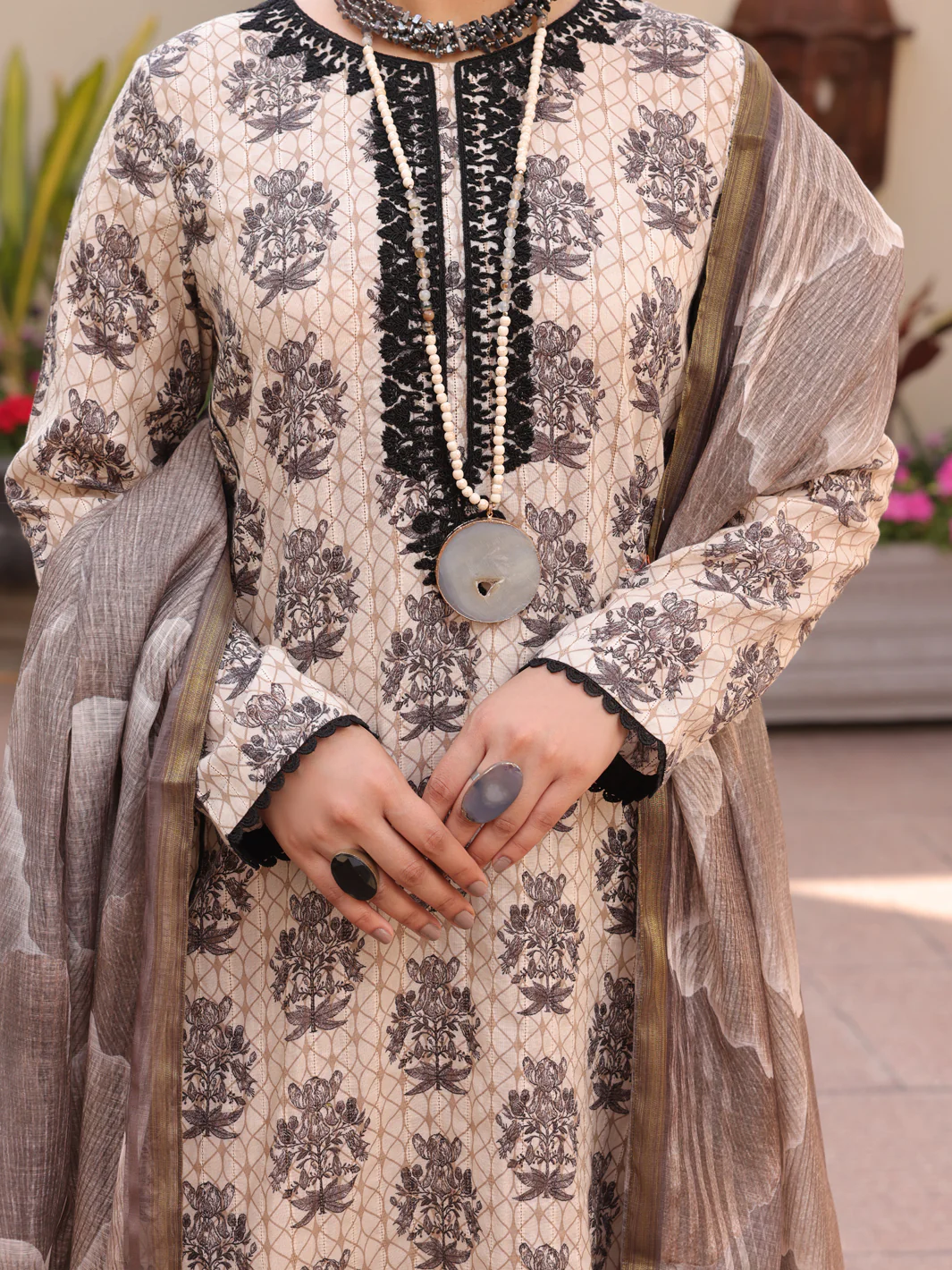 Grey Lino Kara 3 Piece Stitched - ALP-3PS-1617 - Image 3