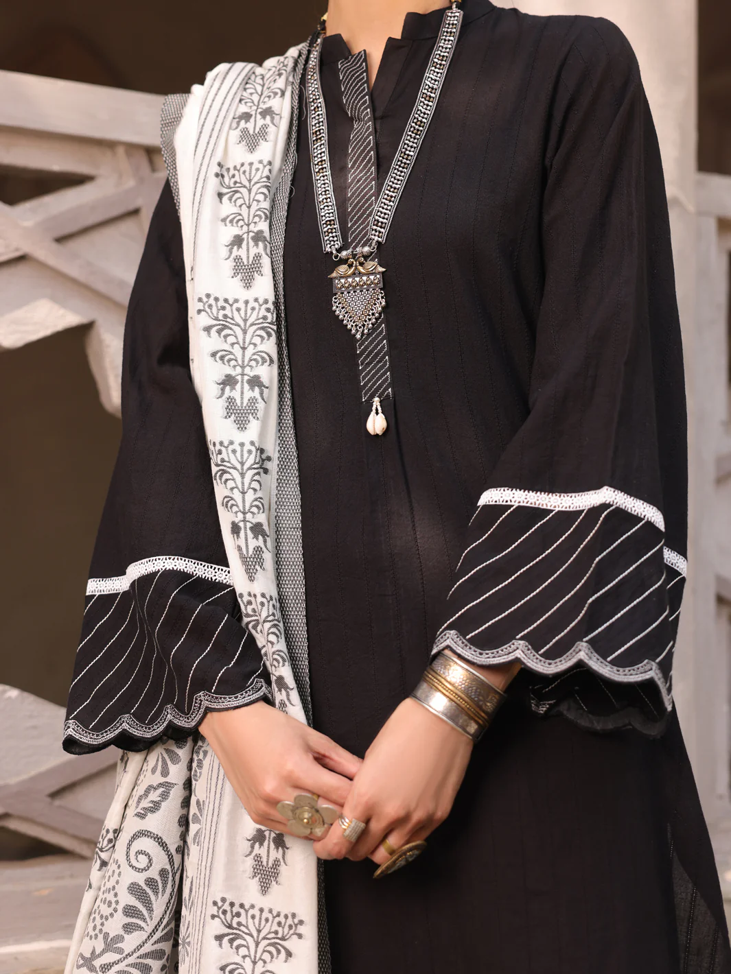 Black Lino Kara 3 Piece Stitched - ALP-3PS-1629 - Image 4