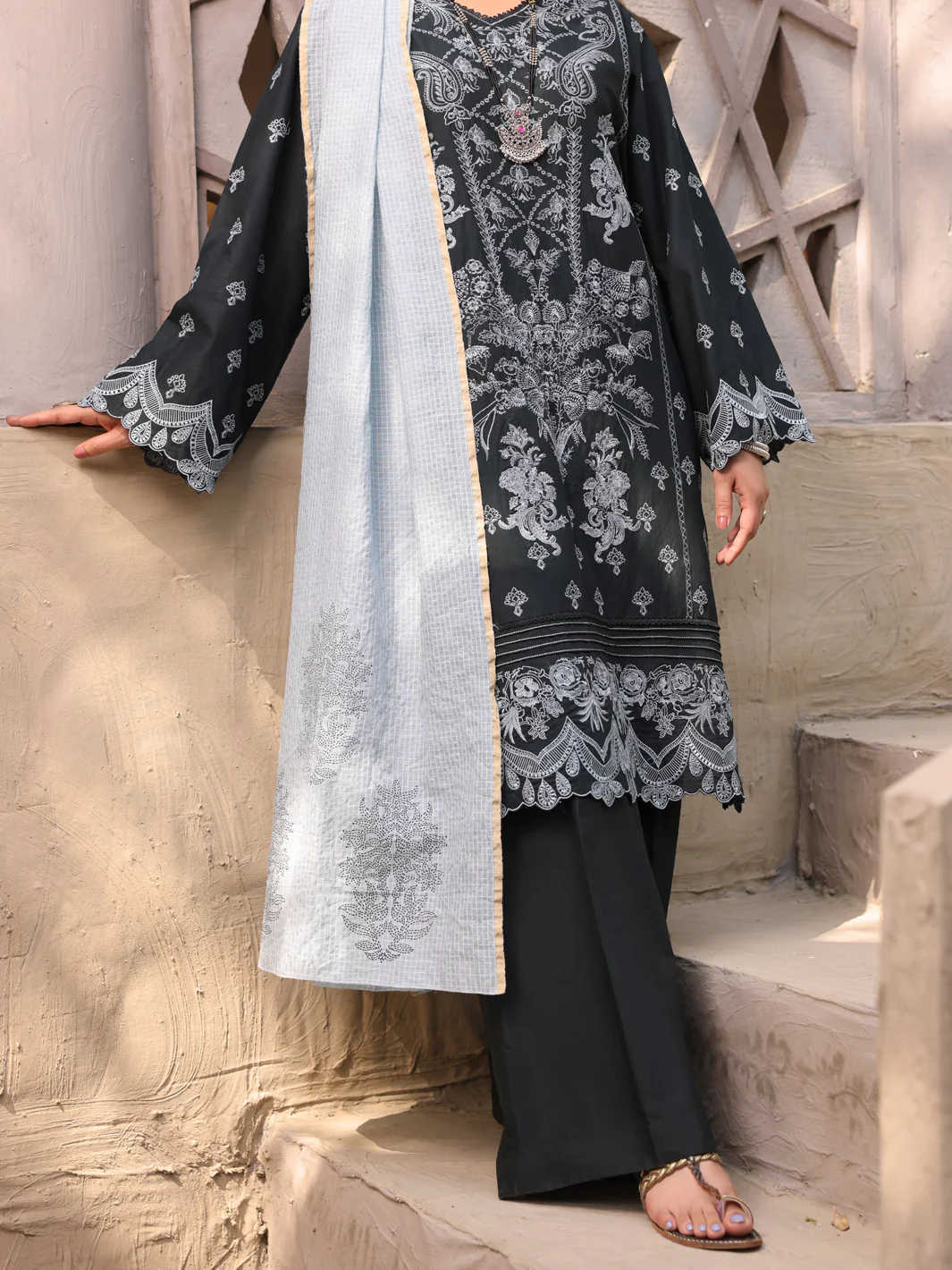 Black Cambric 3 Piece Stitched - ALP-3PS-1631