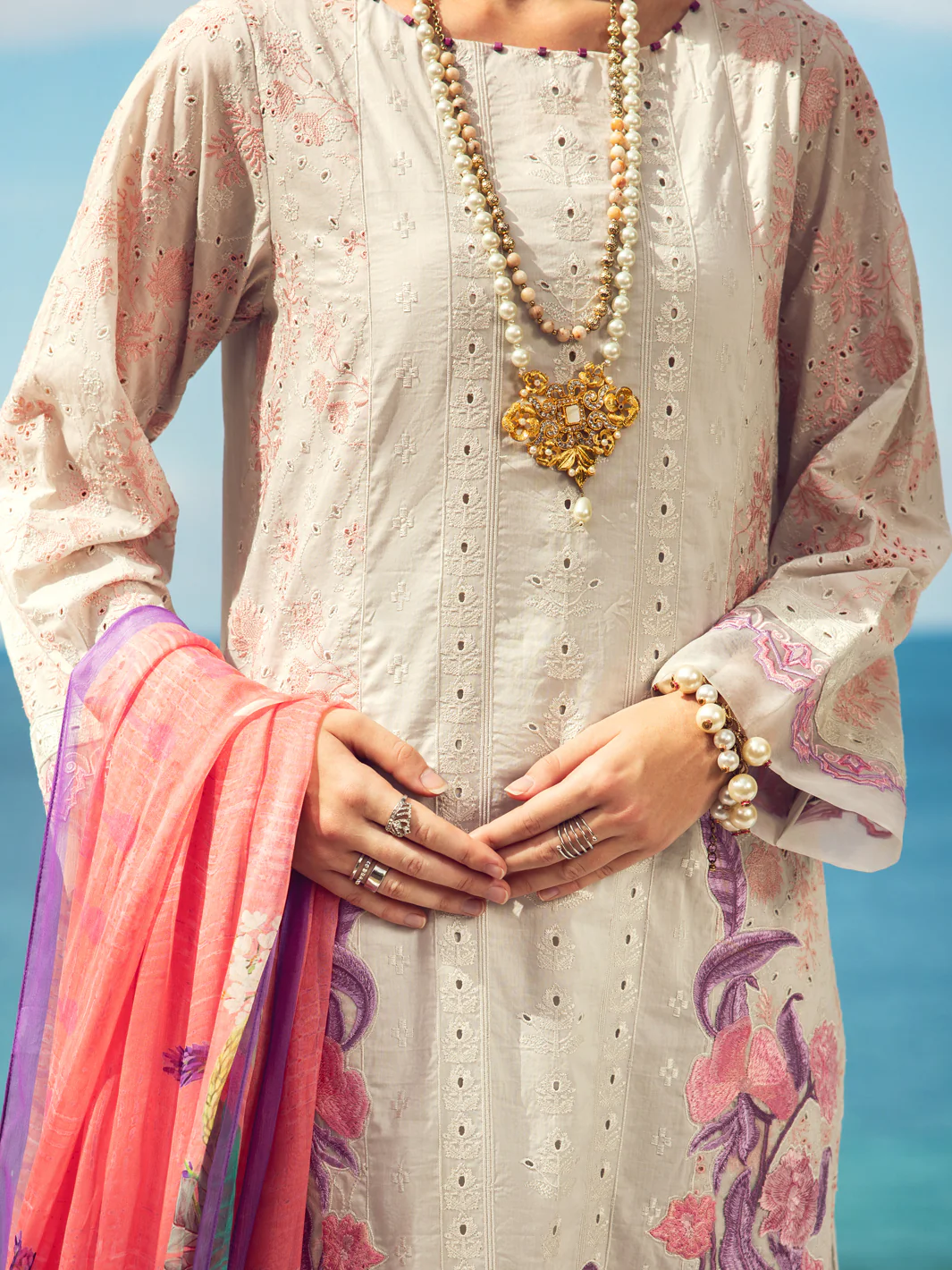 Light Grey Dyed Lawn 3Pc Stitched - ALP-3PS-1729 - Image 2