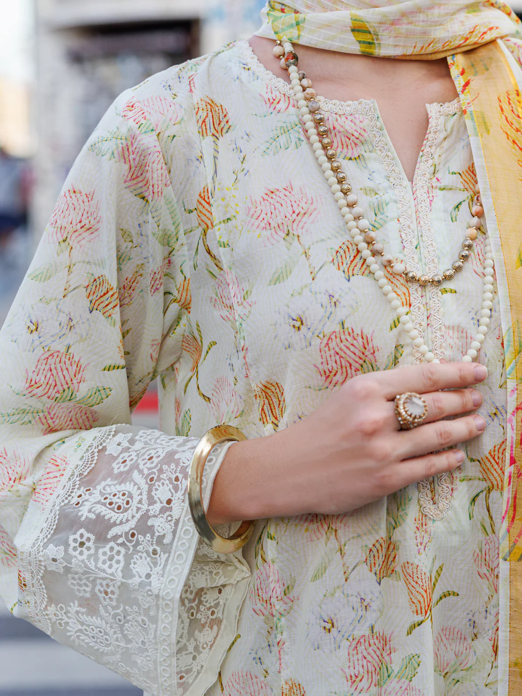 Cream Lawn 3Pc Stitched - ALP-3PS-1842 - Image 3