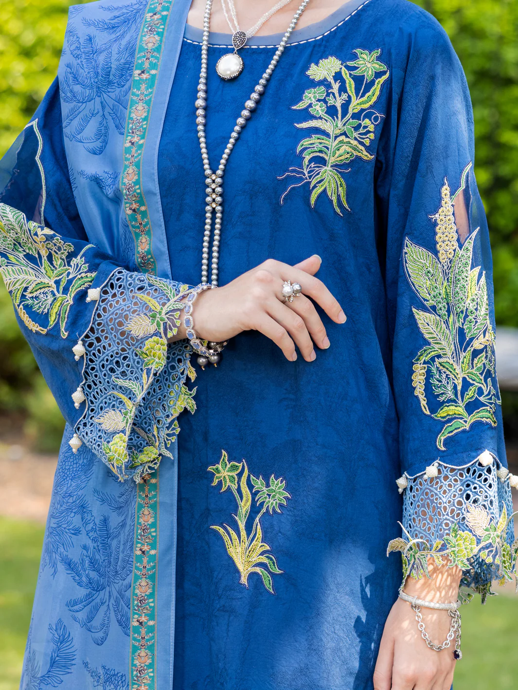 Blue Jacquard 3Pc Unstitched - ALP-3PS-1862 - Image 3