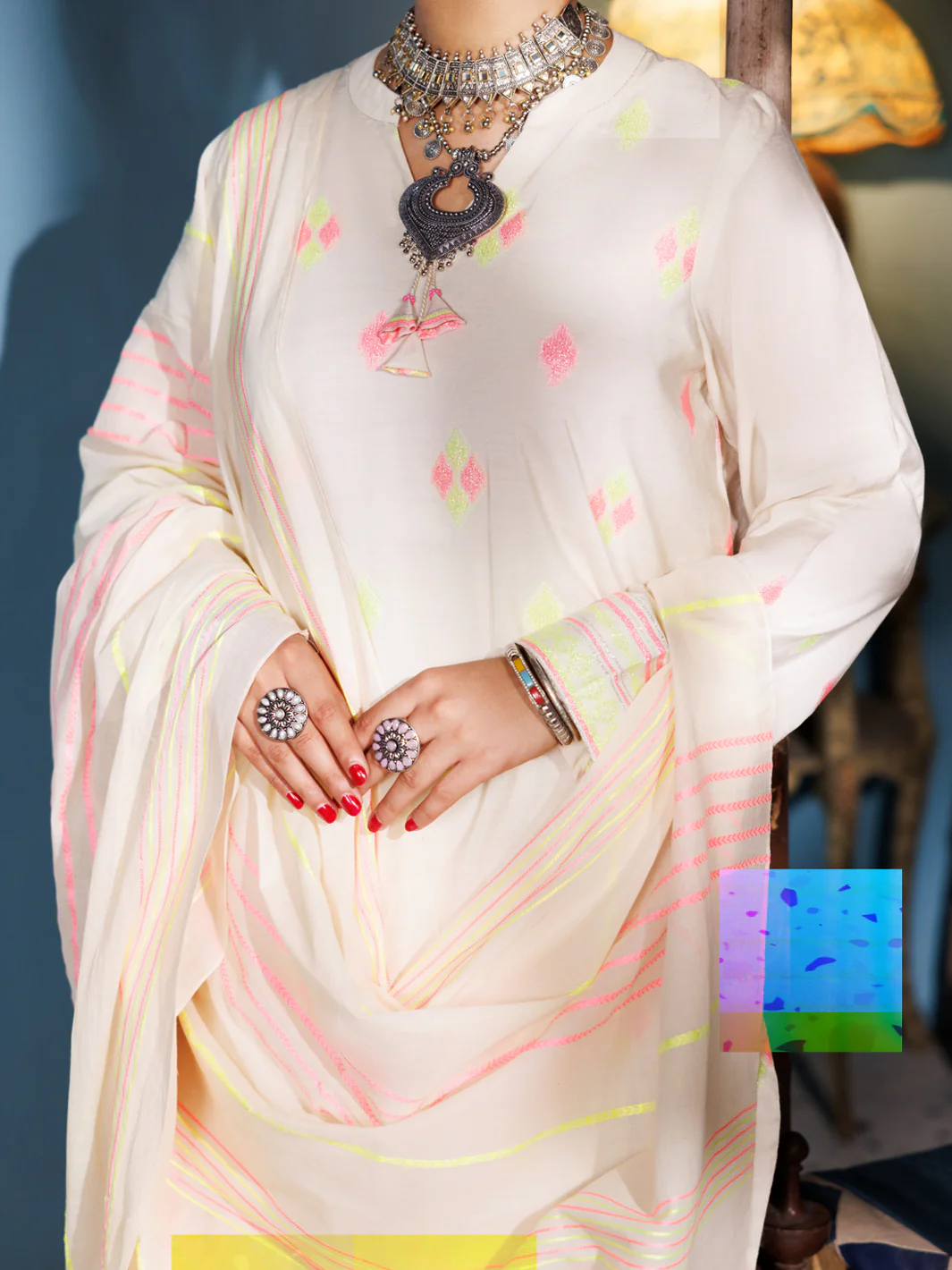 Off White Jacquard 3Pc Stitched - ALP-3PS-1886 - Image 3