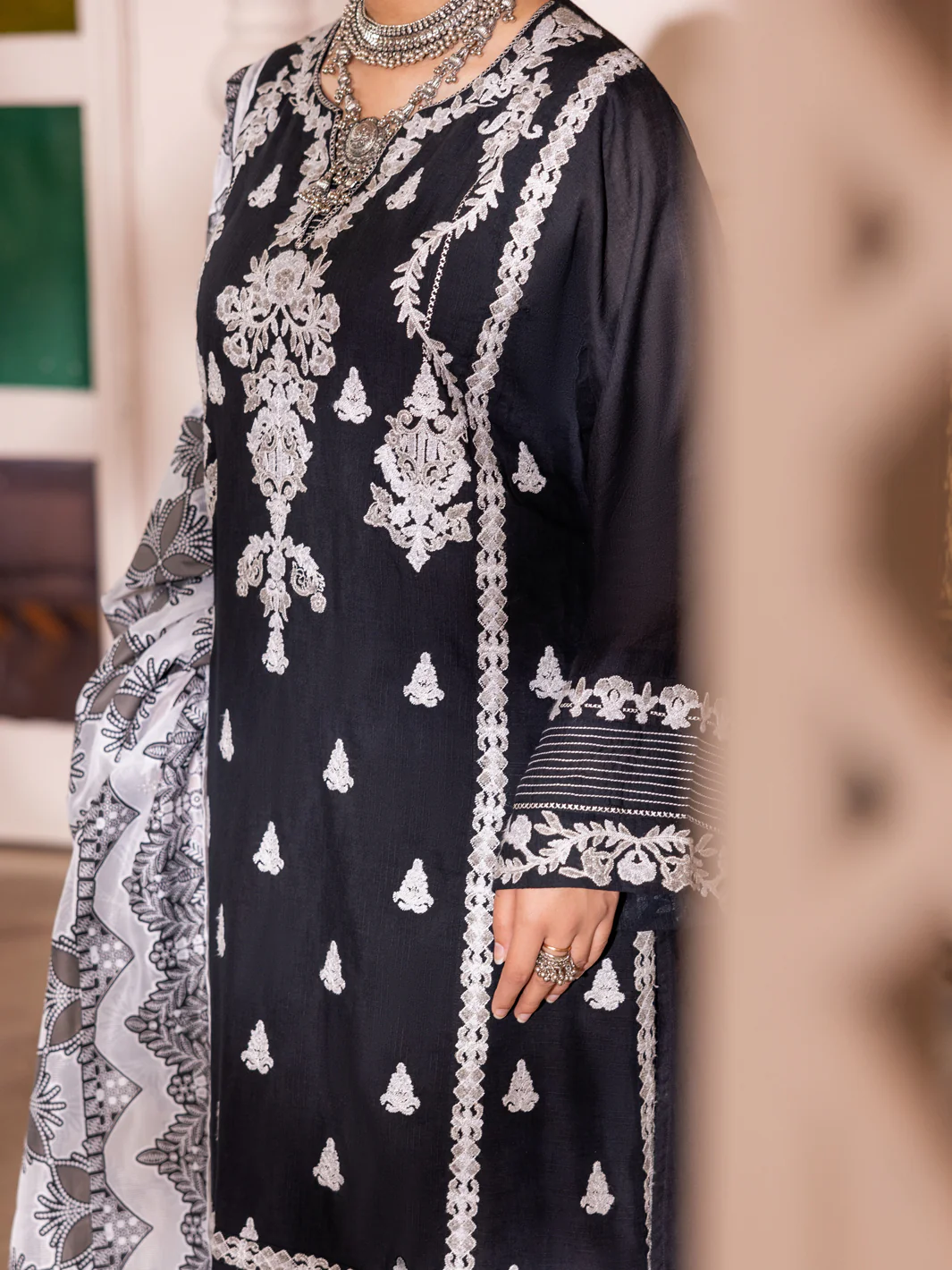 Black Cambric 3Pc Unstitched - ALP-3PS-1903 - Image 3