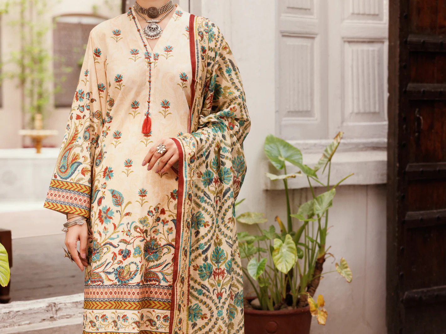 Beige Lawn 3Pc Stitched - ALP-3PS-2135 - Image 5